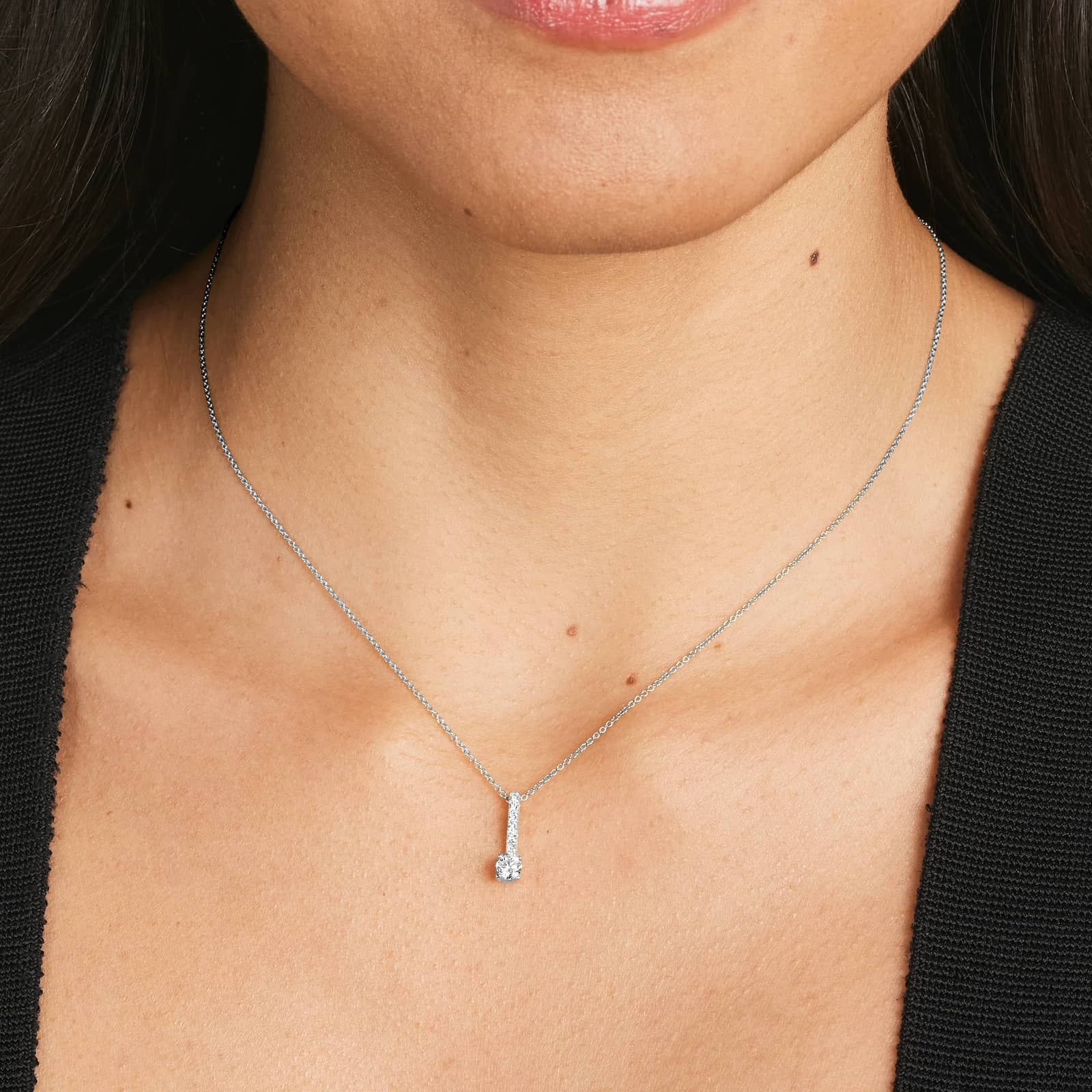 Diamond Pendant Necklace With Round Diamonds In 14K White Gold