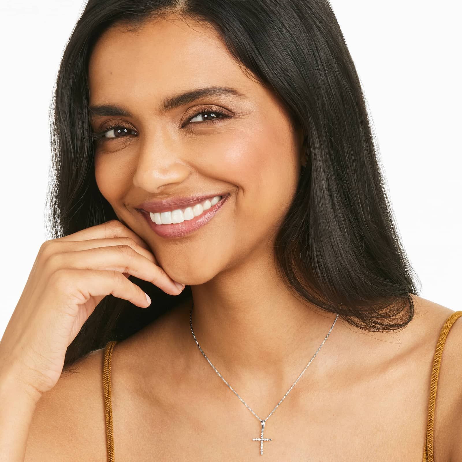 Alternating Diamond Cross Necklace In 14K White Gold