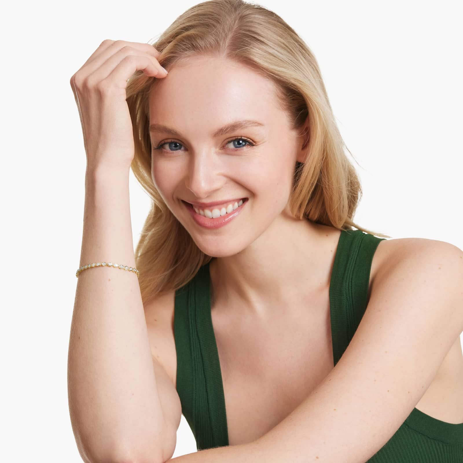 Bezel Tennis Bracelet With Pear Cut Lab-Grown Diamonds In 14K Yellow Gold