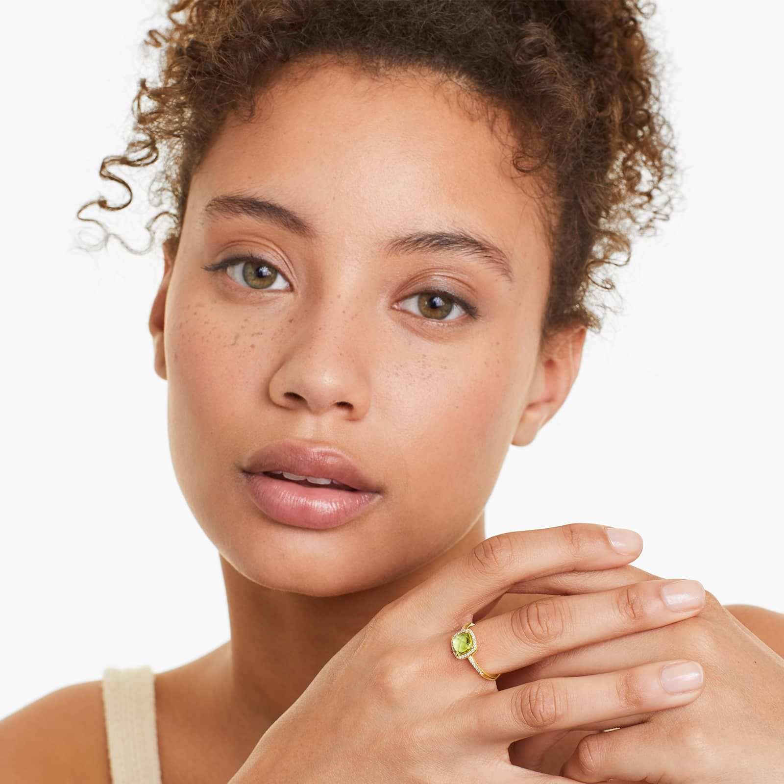 14k Yellow Gold Cushion Halo Peridot and Diamond Ring (7.0x7.0mm)