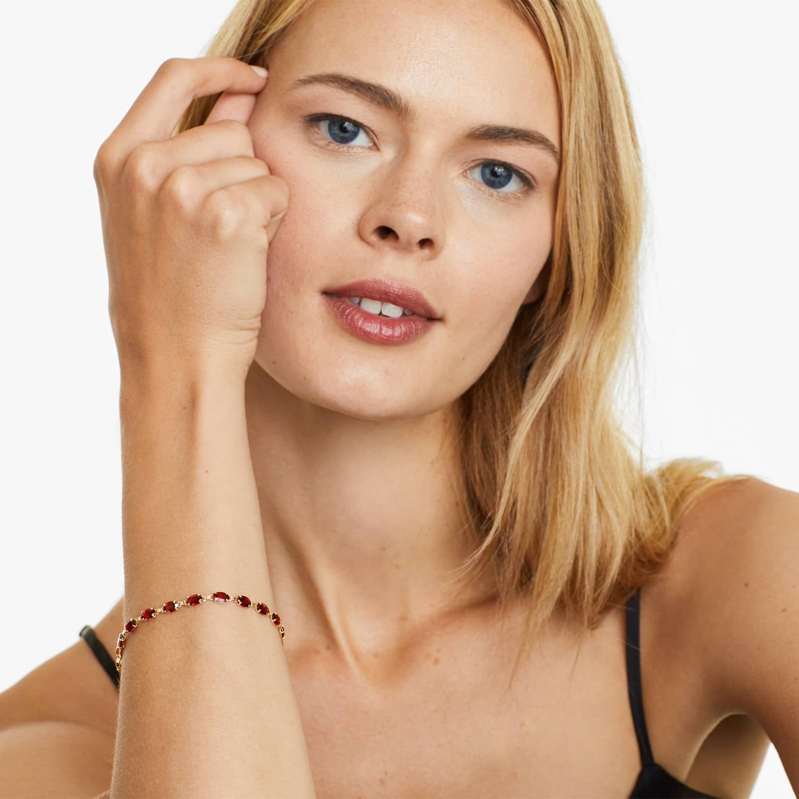 Garnet Line Bracelet In 14K Yellow Gold