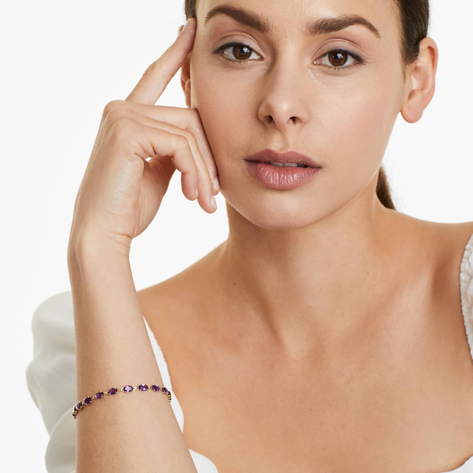 Amethyst Line Bracelet In 14K Yellow Gold