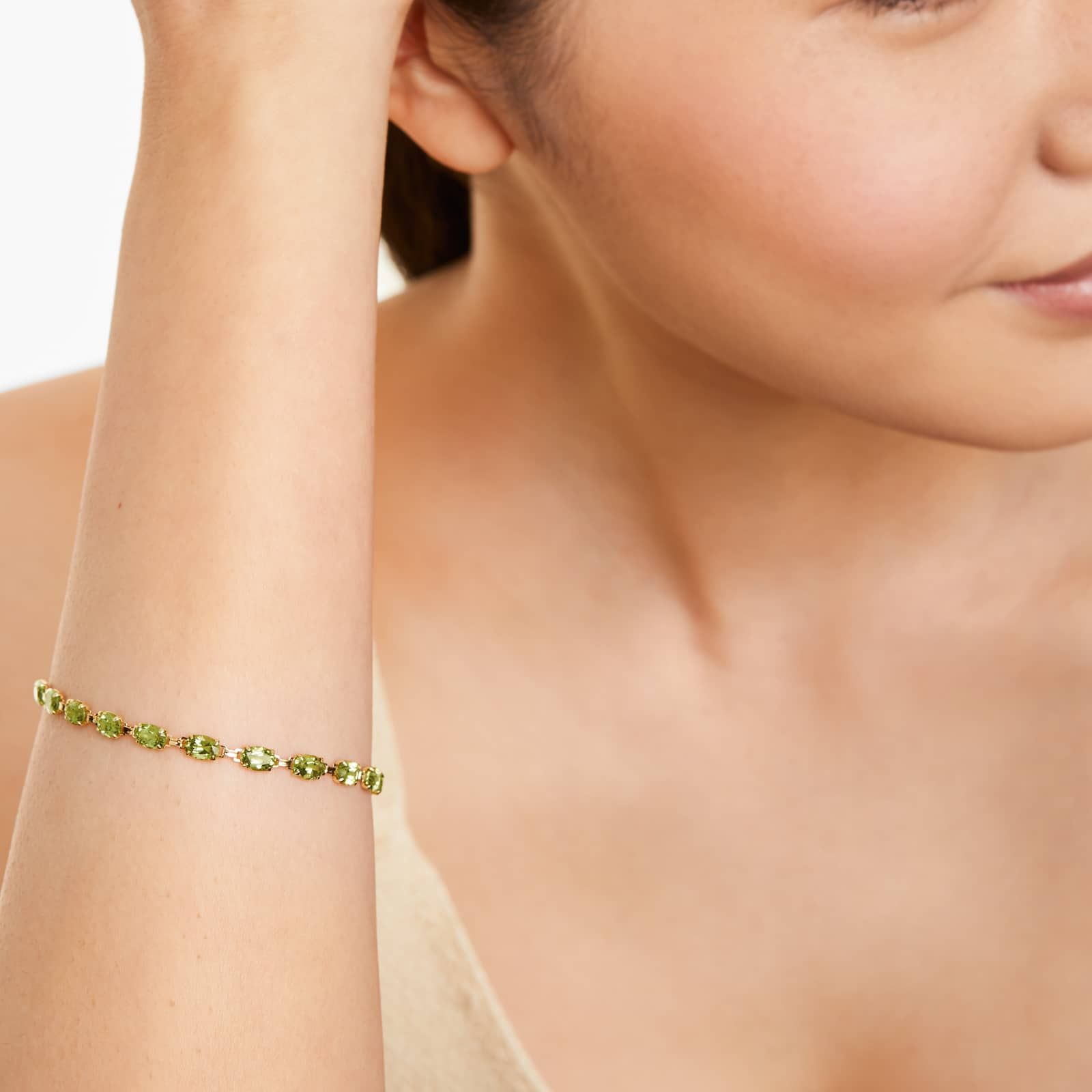 Peridot Line Bracelet In 14K Yellow Gold