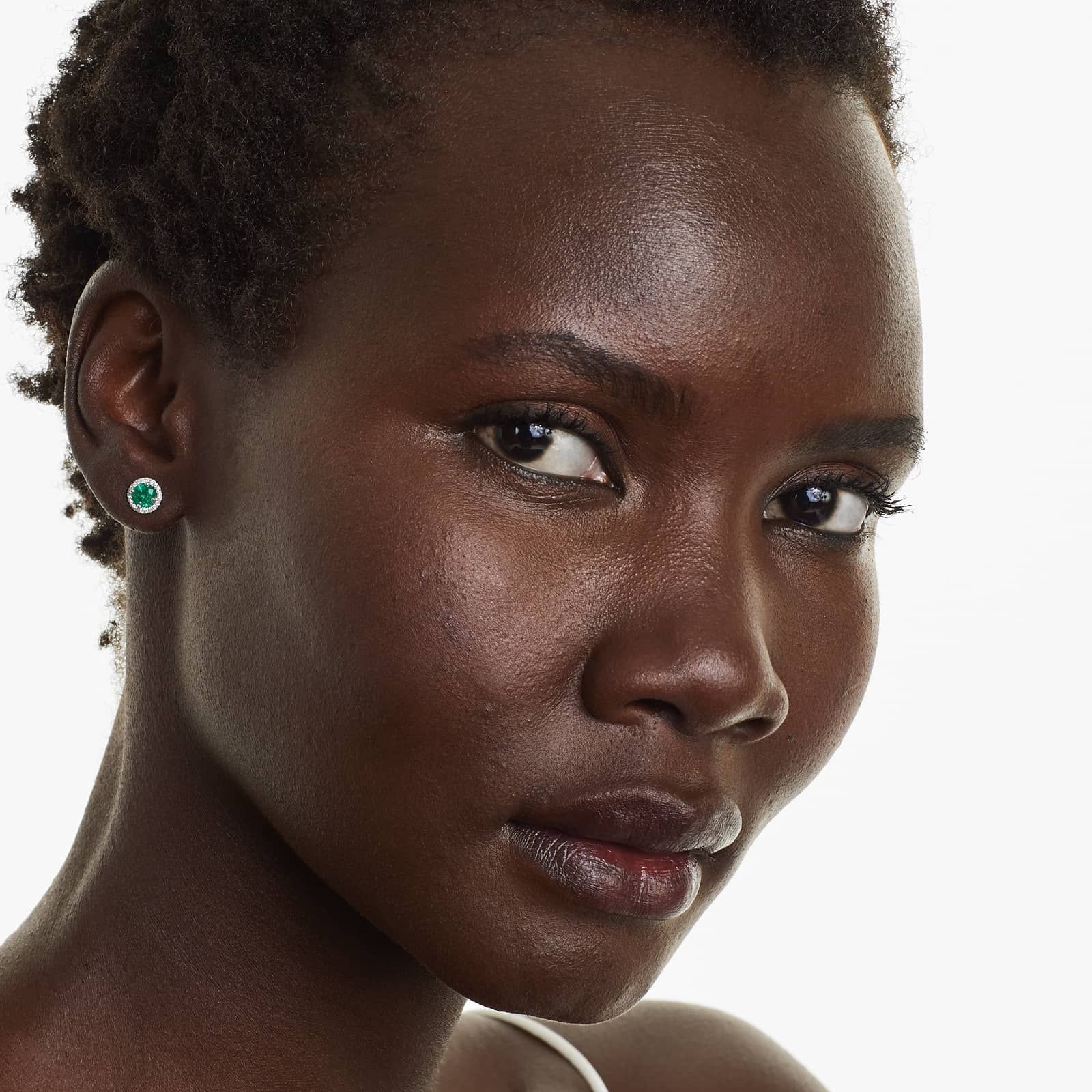 Round Emerald And Diamond Halo Earrings In 18K White Gold