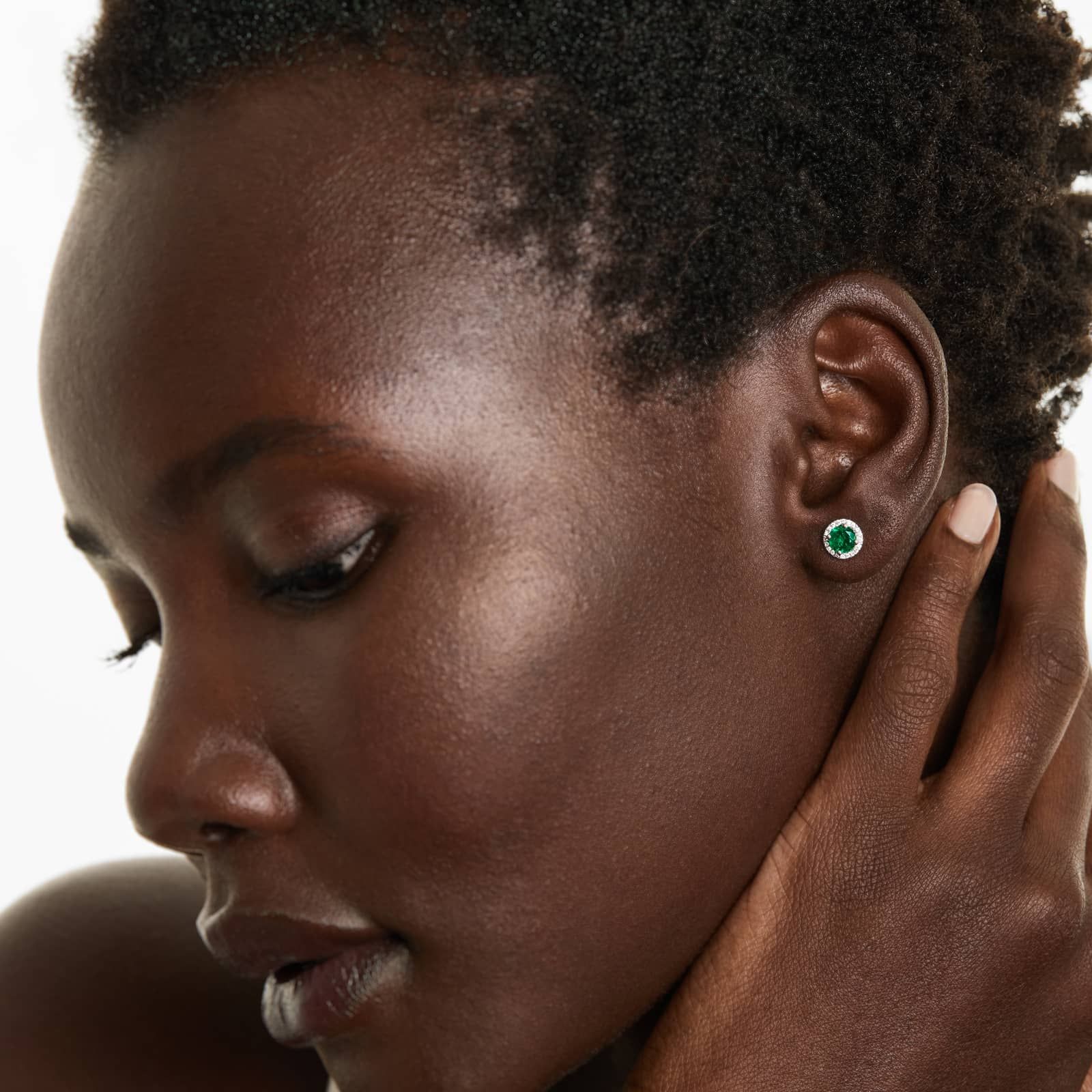 Round Emerald And Diamond Halo Earrings In 18K White Gold