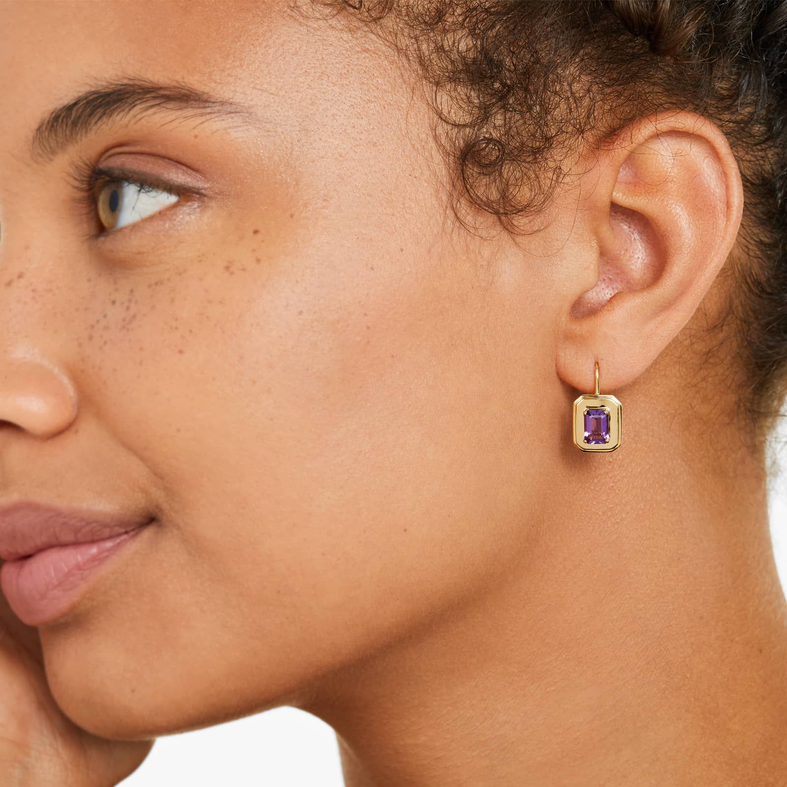 Amethyst Frame Leverback Earrings In 18K Yellow Gold