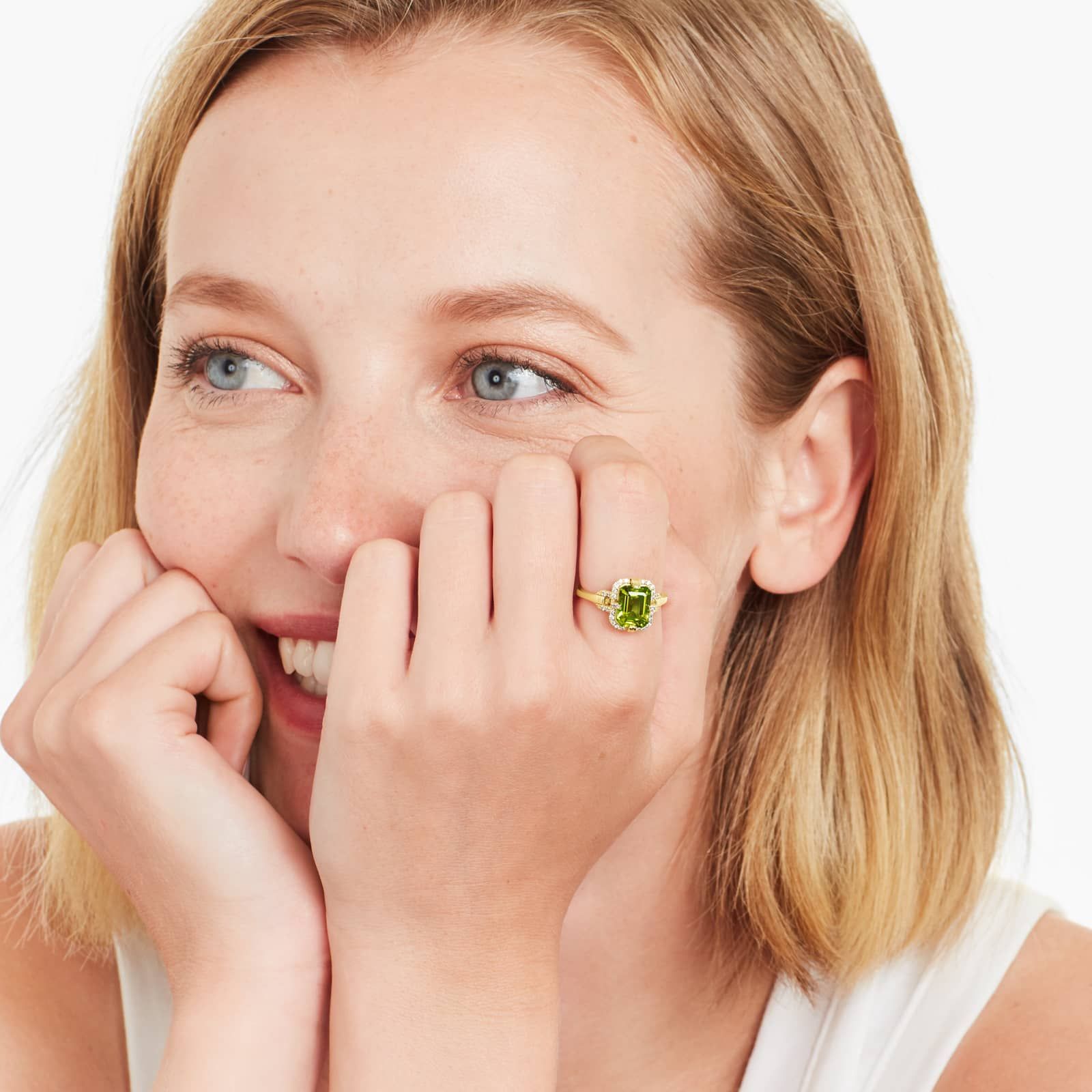 Peridot Diamond Halo Ring In 18K Yellow Gold