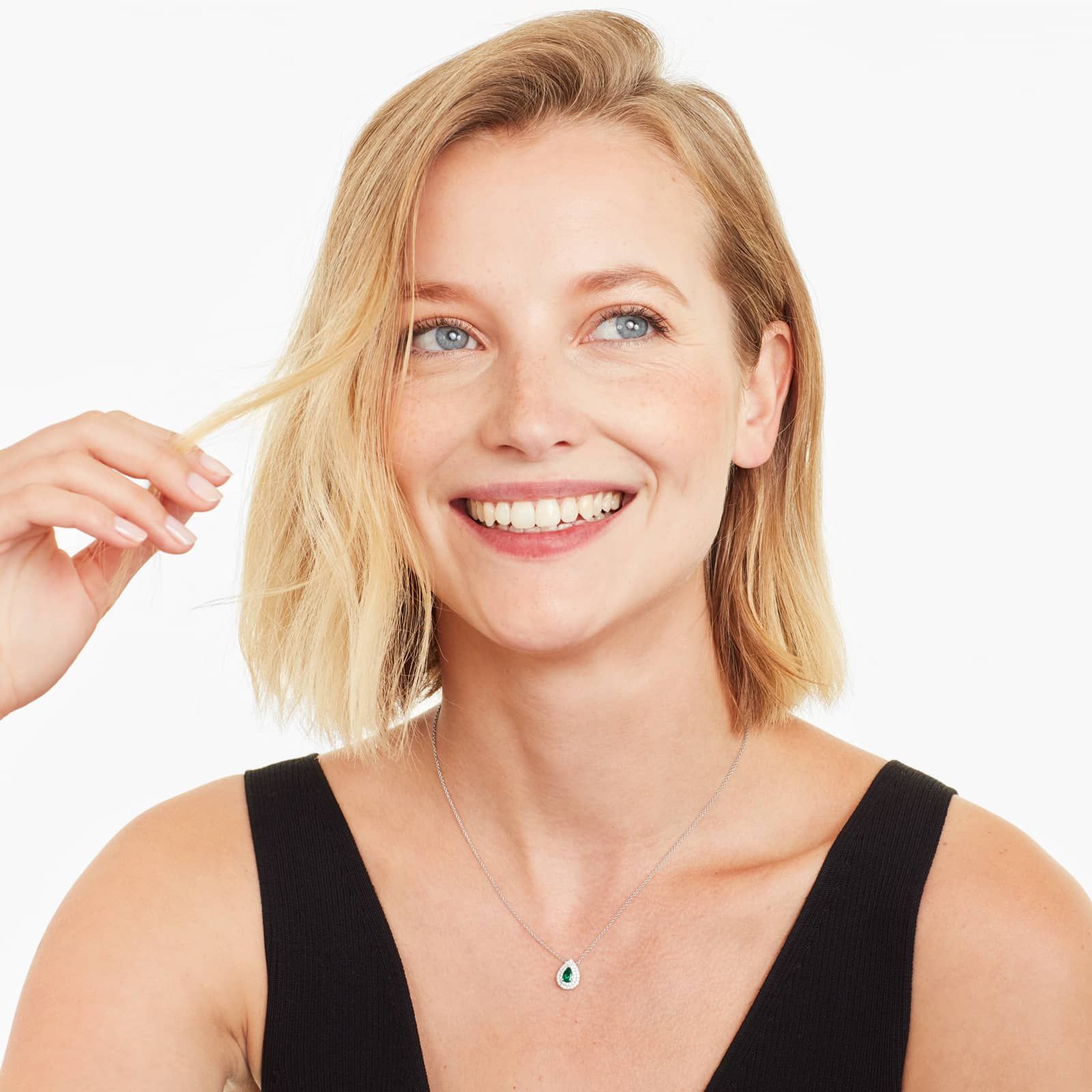 18K White Gold Pear Shape Emerald Double Diamond Halo Necklace