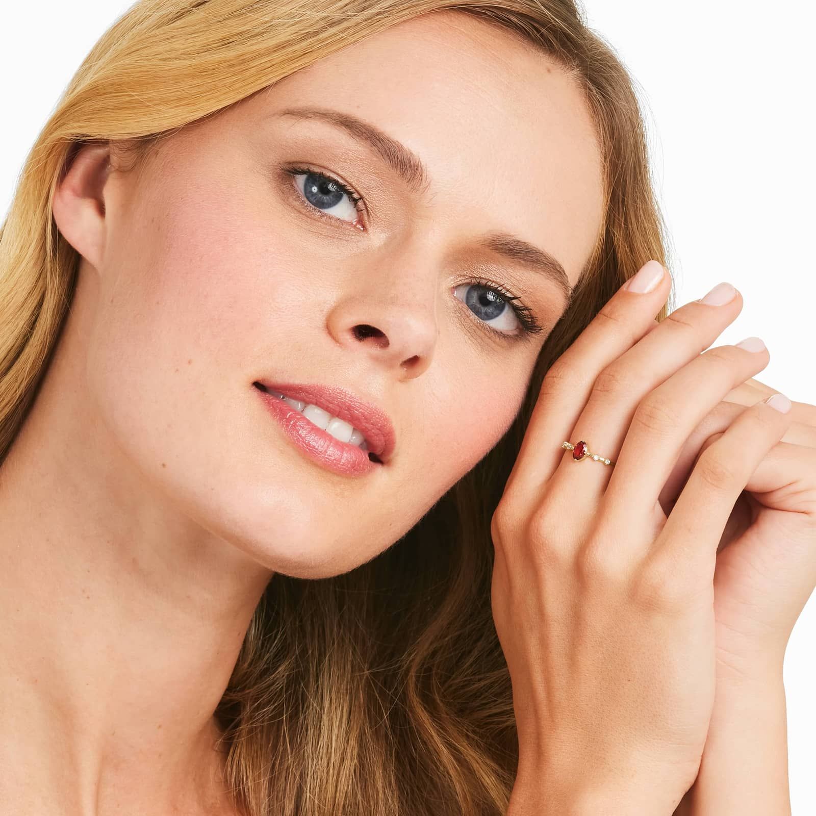 Oval Garnet And Diamond Birthstone Ring In 14K Yellow Gold