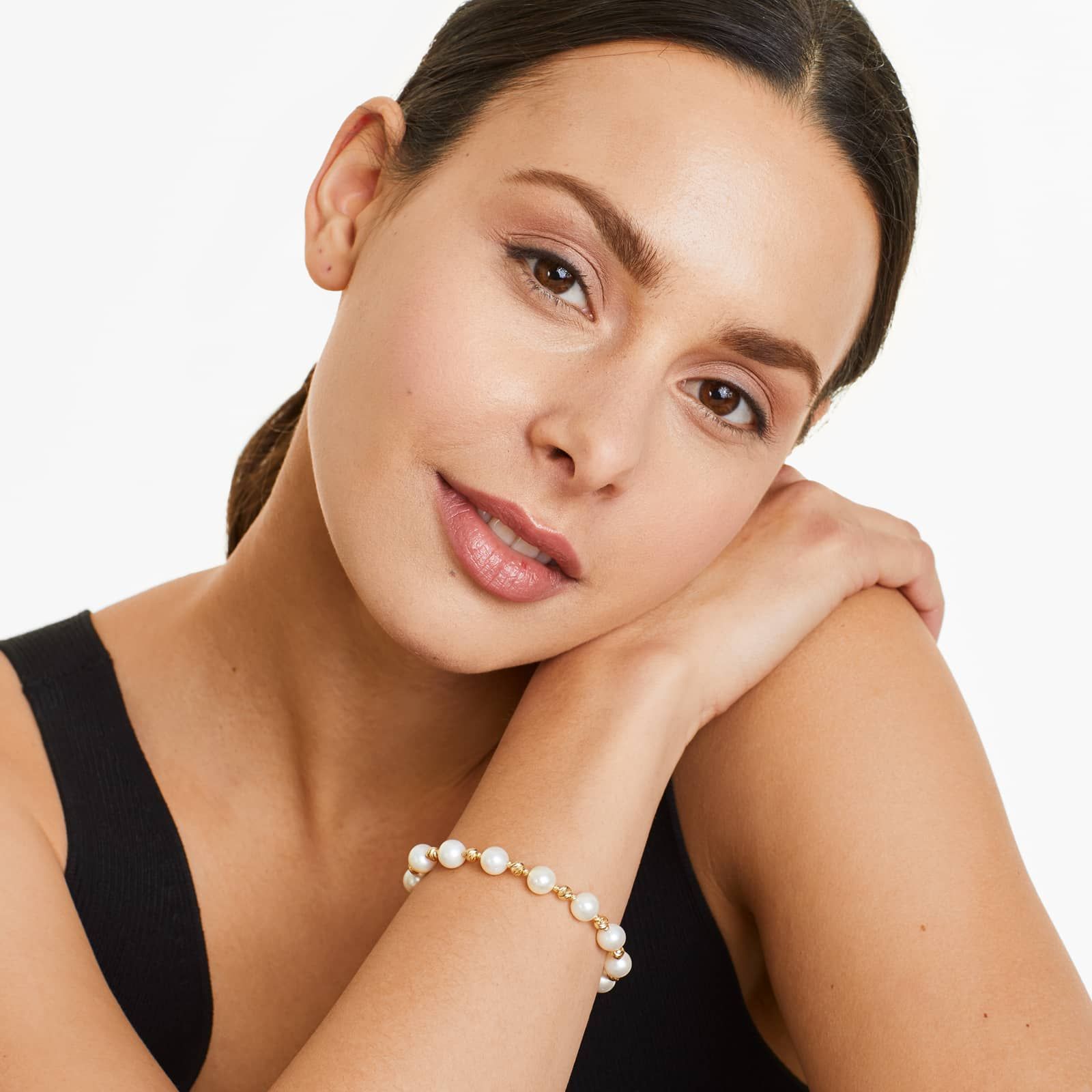 Freshwater Cultured Pearl and Textured Bead Bracelet In 14K Yellow Gold