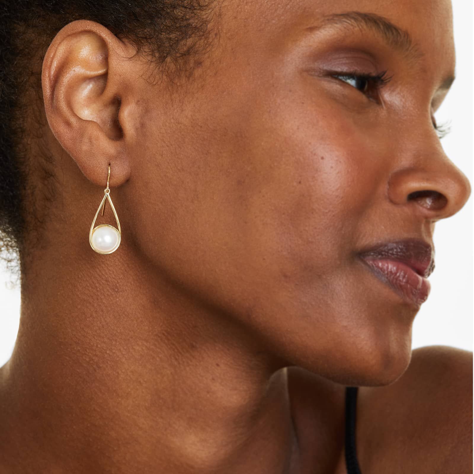 Cultured Freshwater Pearl Swirl Drop Earrings In 14K Yellow Gold (9.5-10.0mm)