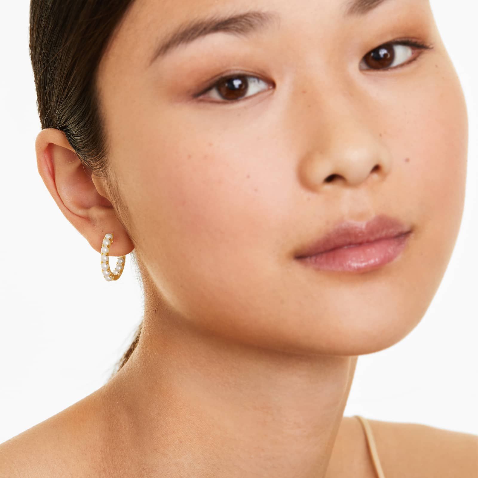 Cultured Freshwater Seed Pearl Hoop Earrings In 14K Yellow Gold (3.0mm)