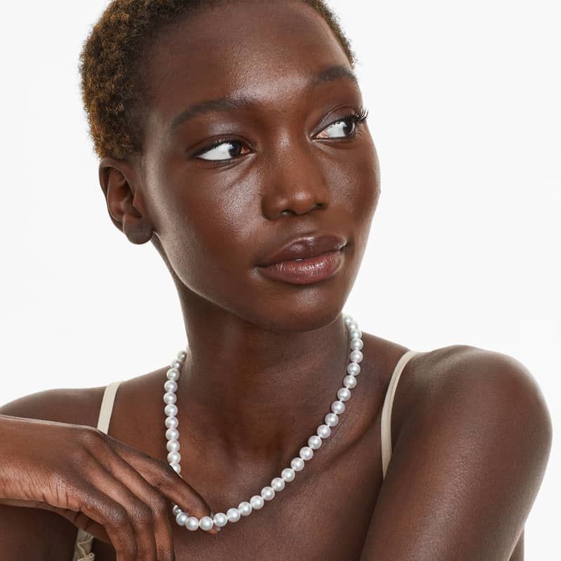 14K White Gold Akoya Cultured Pearl Ball Clasp 18" Necklace (8.0-8.5mm)