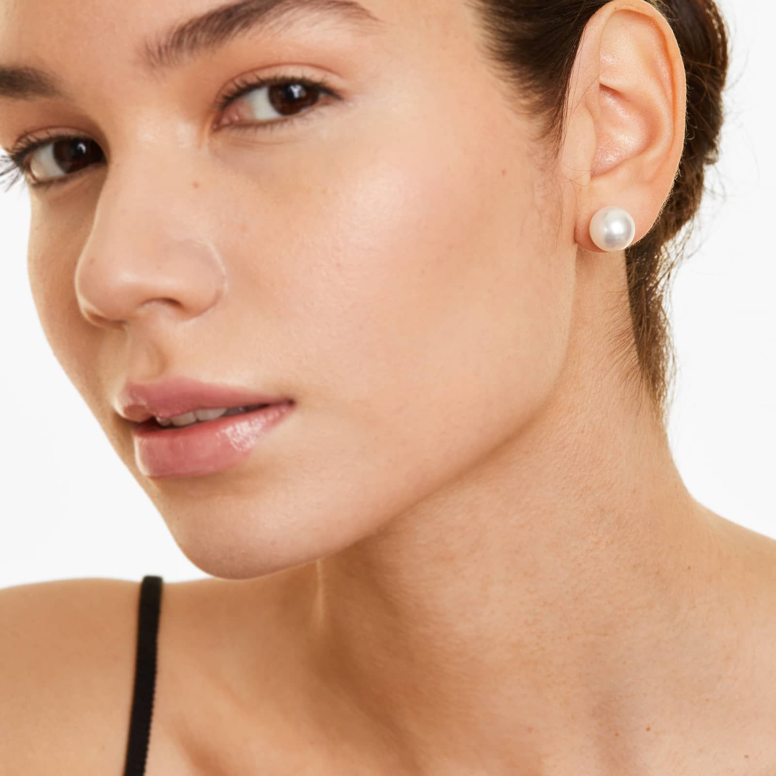 Cultured South Sea Pearl Earrings In 14K White Gold (11.0-11.5mm)