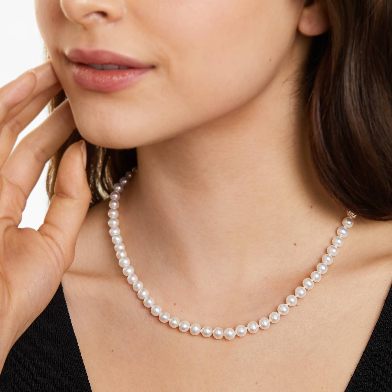 14K White Gold Freshwater Cultured Pearl Fish Clasp 18" Necklace (6.0-7.0mm)