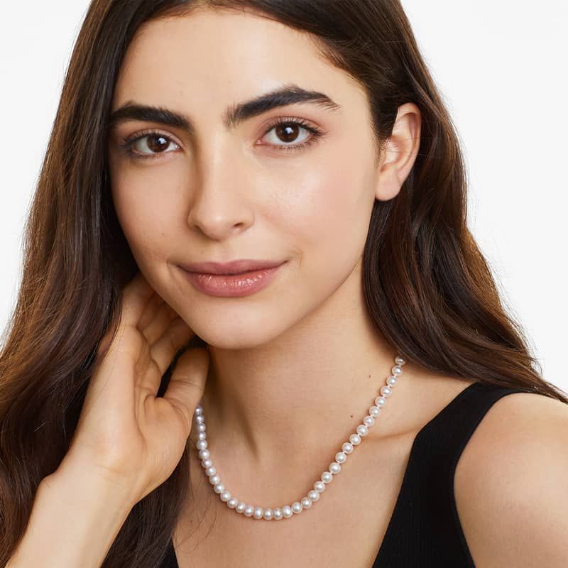 14K Yellow Gold Freshwater Cultured Pearl Fish Clasp 18" Necklace (6.0-7.0mm)