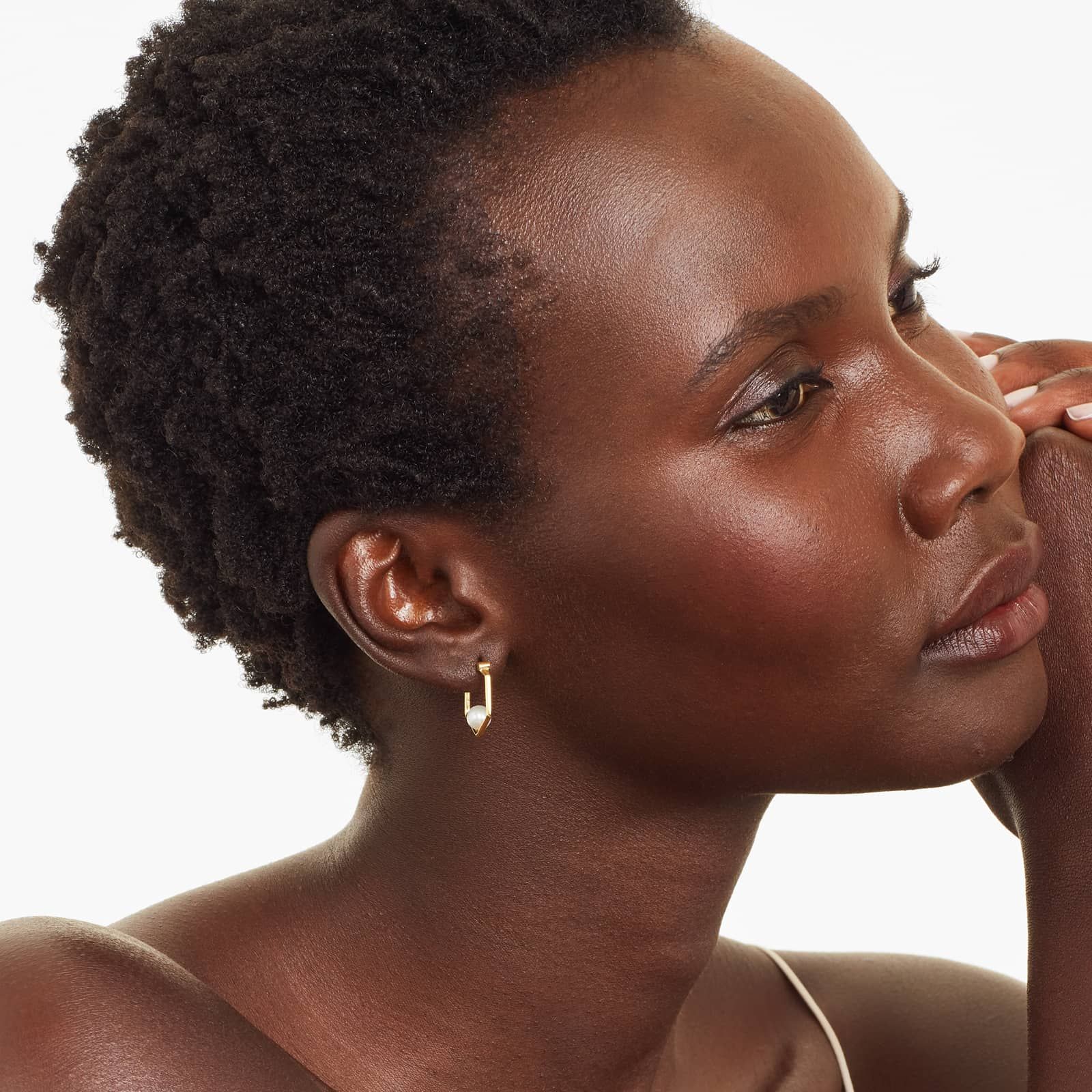 Minimalistic Cultured Freshwater Pearl Hoop Earring In 14K Yellow Gold