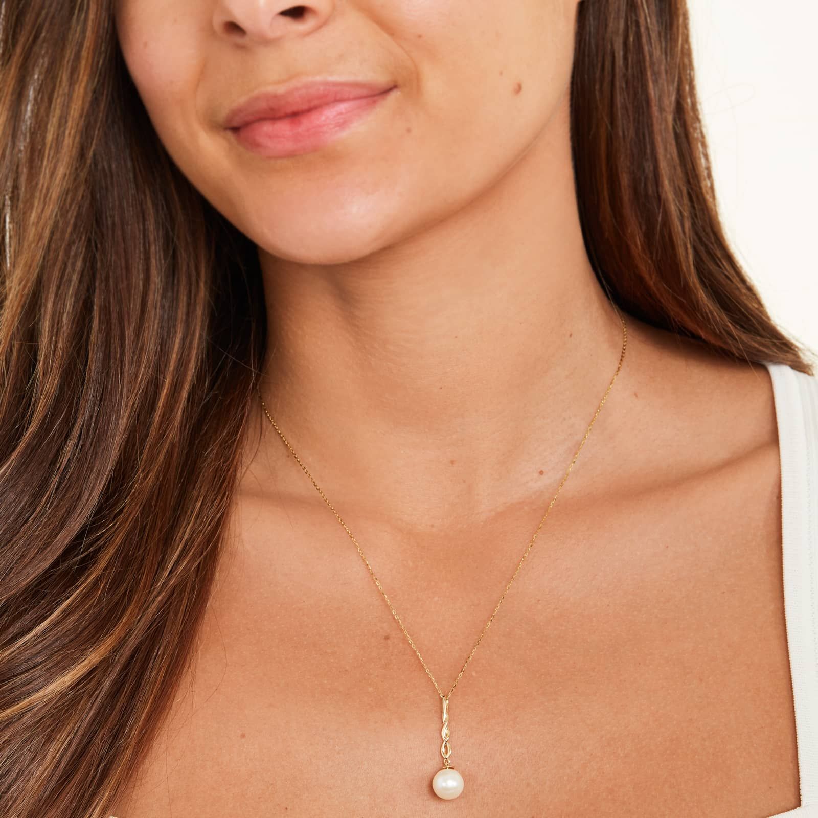 14K Yellow Gold Freshwater Cultured Pearl Twist Drop Necklace