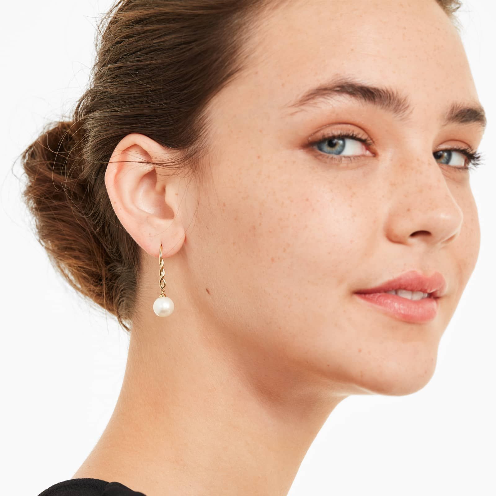 Cultured Freshwater Pearl Twist Drop Earrings In 14K Yellow Gold