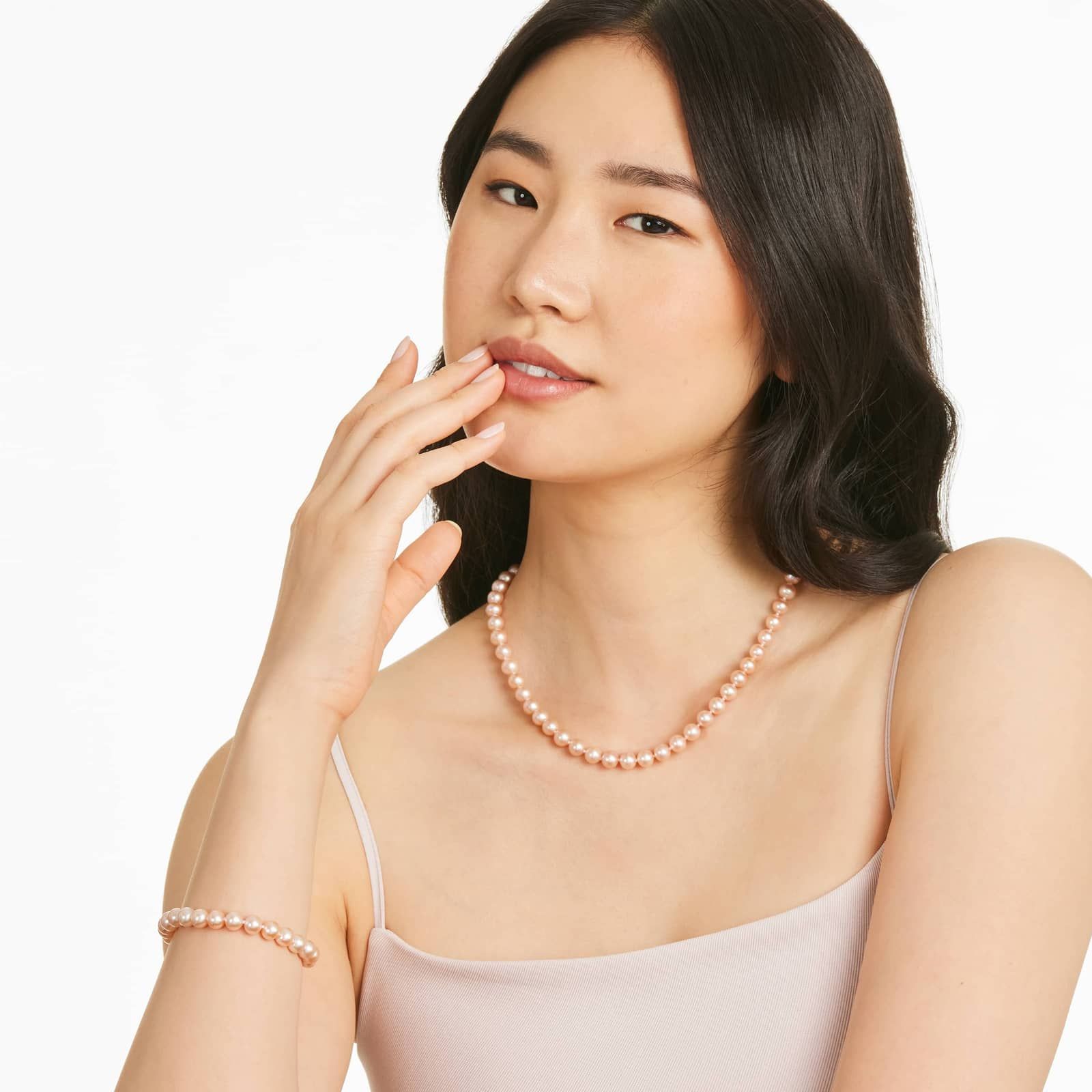 Pink Freshwater Cultured Pearl Fish Clasp Bracelet In 14K White Gold (7-8mm)