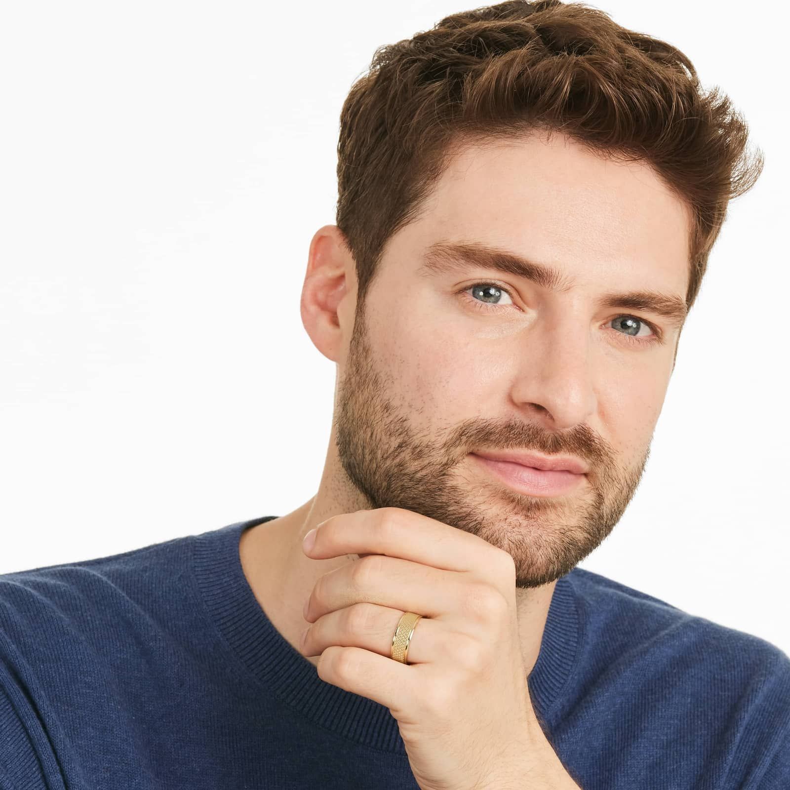 Cross Hatch Design Men's Wedding Band In 14K Yellow Gold (7.00mm)