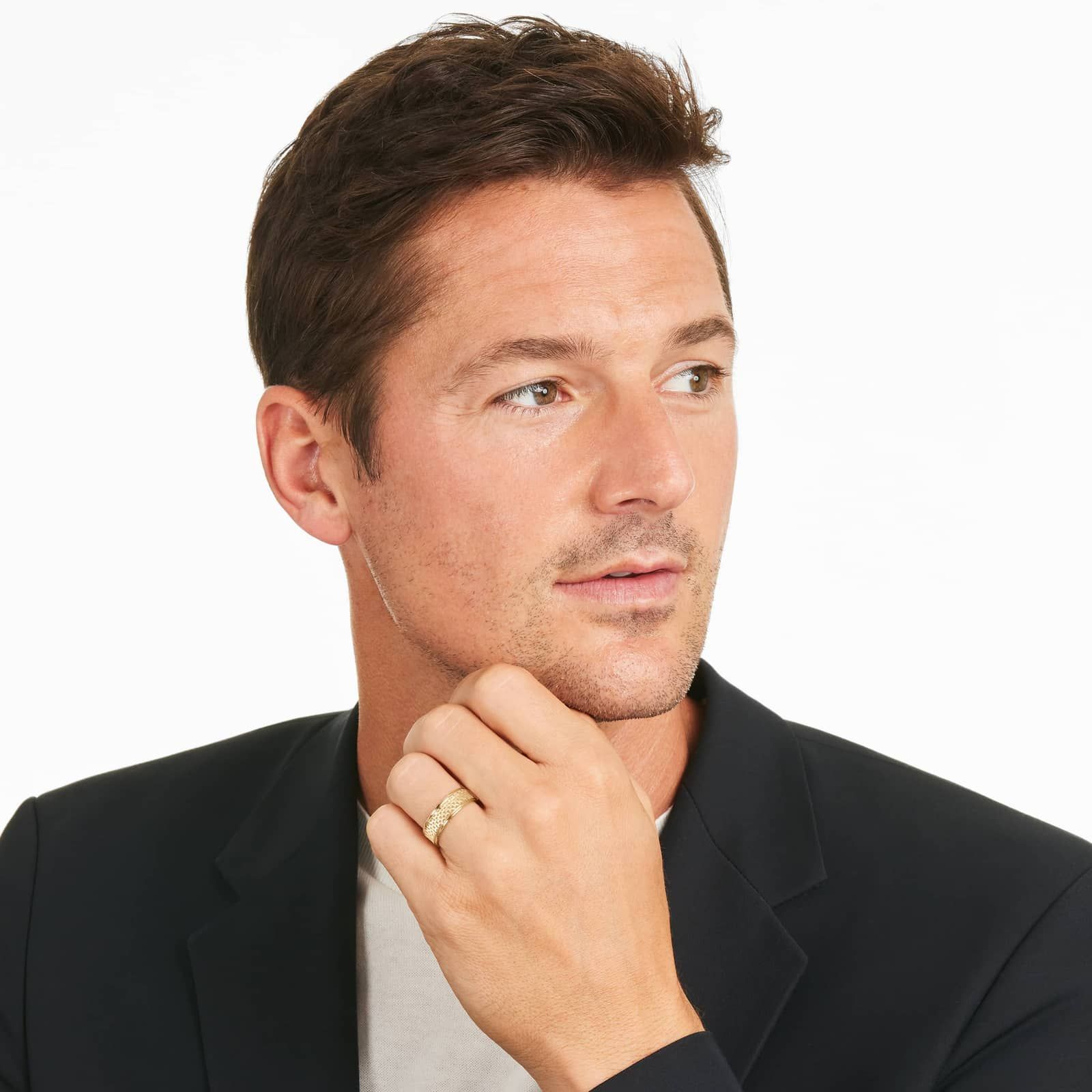 Checker Design Men's Wedding Band In 18K Yellow Gold (7.00mm)