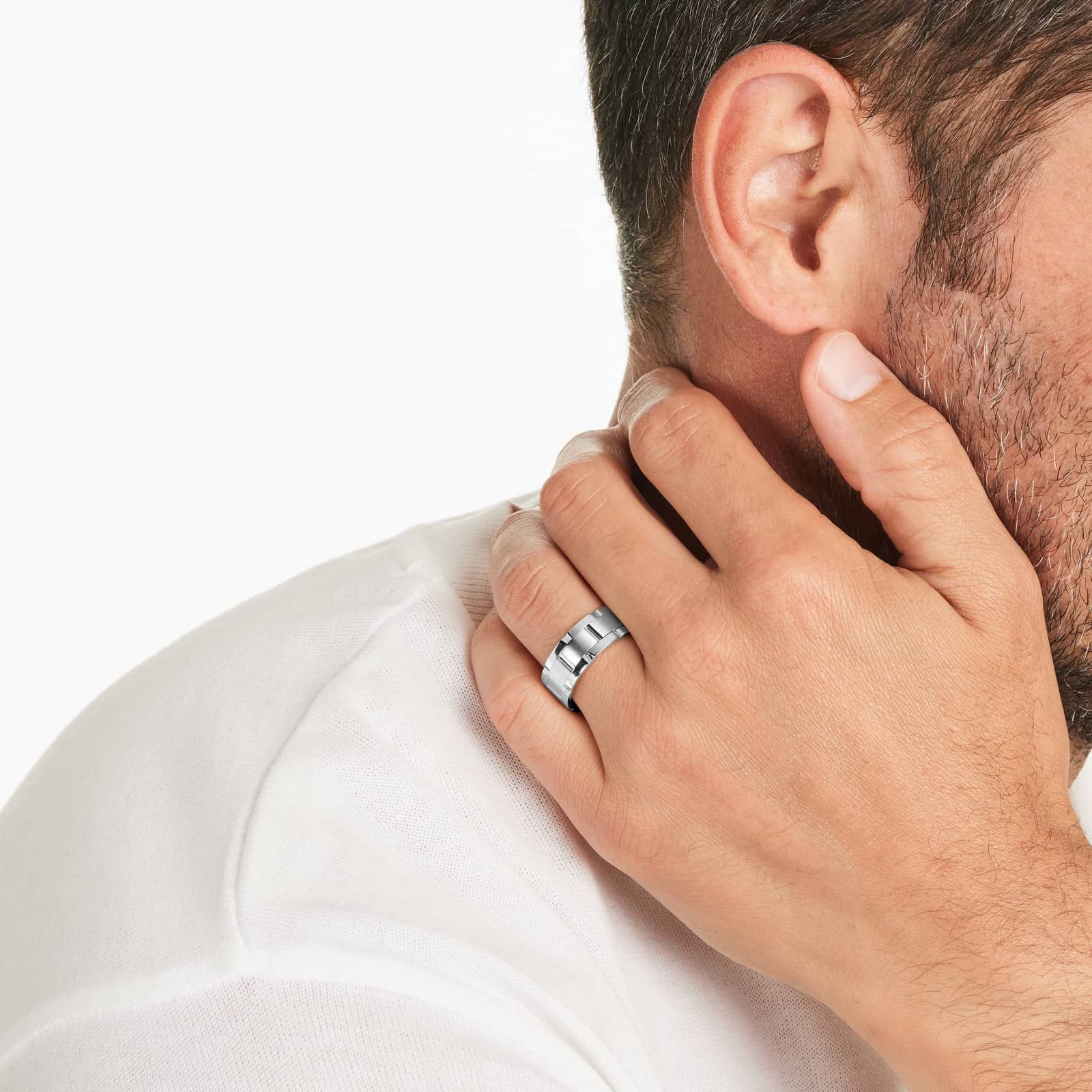 Brick Pattern Men's Comfort Fit Wedding Band In 18K White Gold (8.50mm)