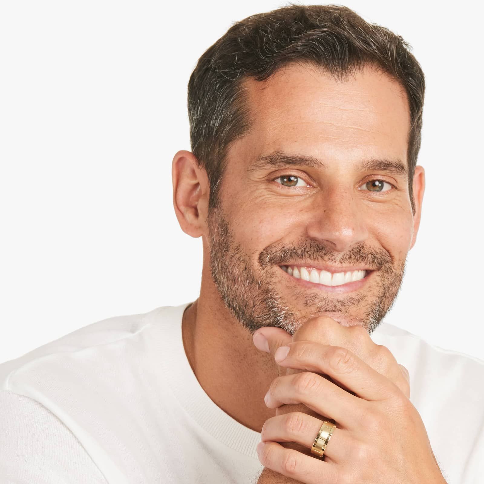 Brick Pattern Men's Comfort Fit Wedding Band In 18K Yellow Gold (8.50mm)