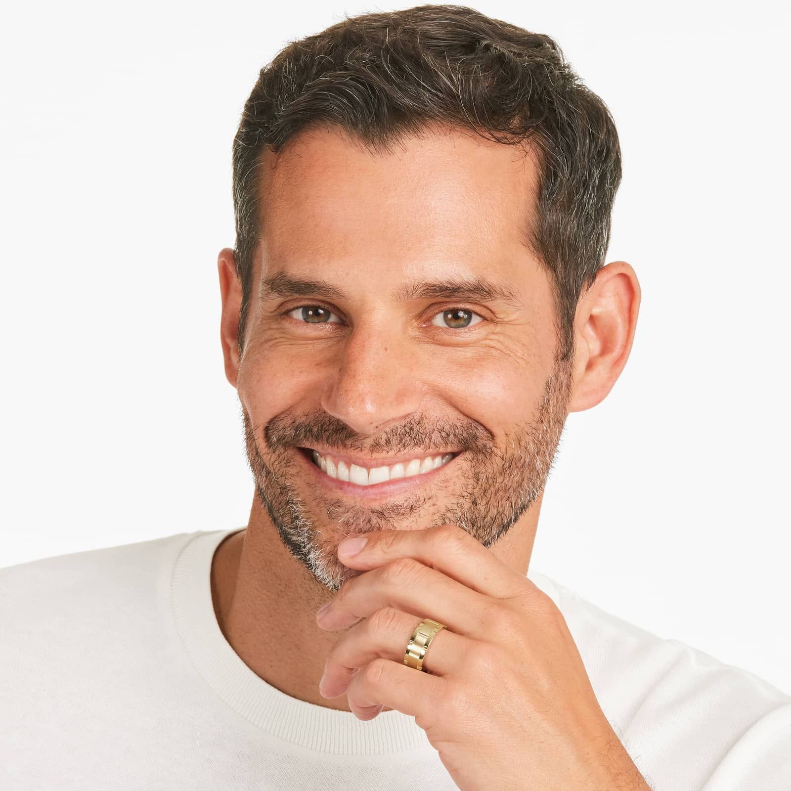 Brick Pattern Men's Comfort Fit Wedding Band In 18K Yellow Gold (8.50mm)