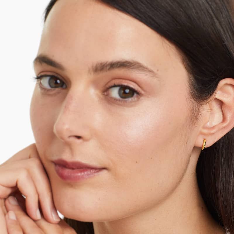 Knife Edge Hoop Earrings In 14K Yellow Gold