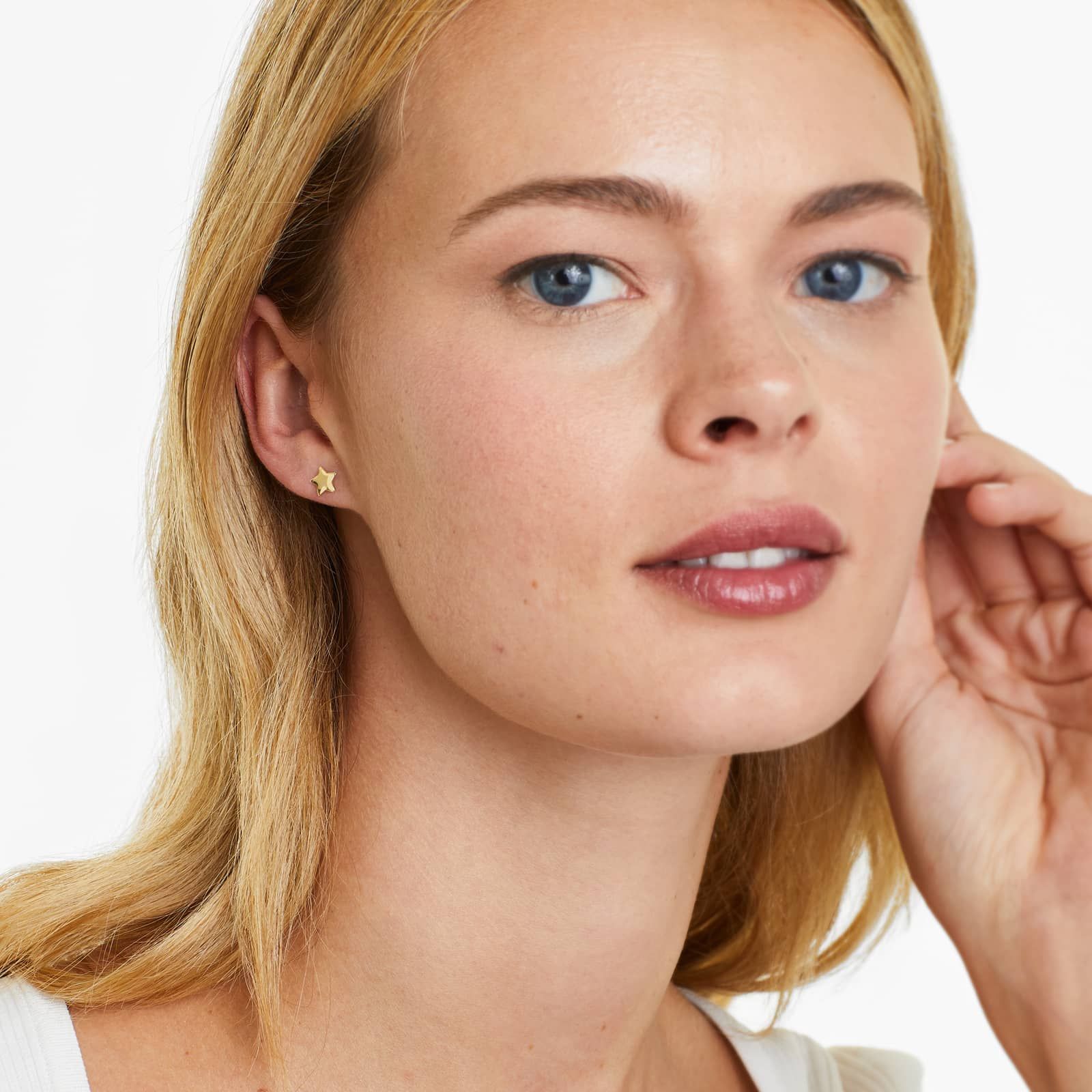 Star Stud Earrings In 14K Yellow Gold