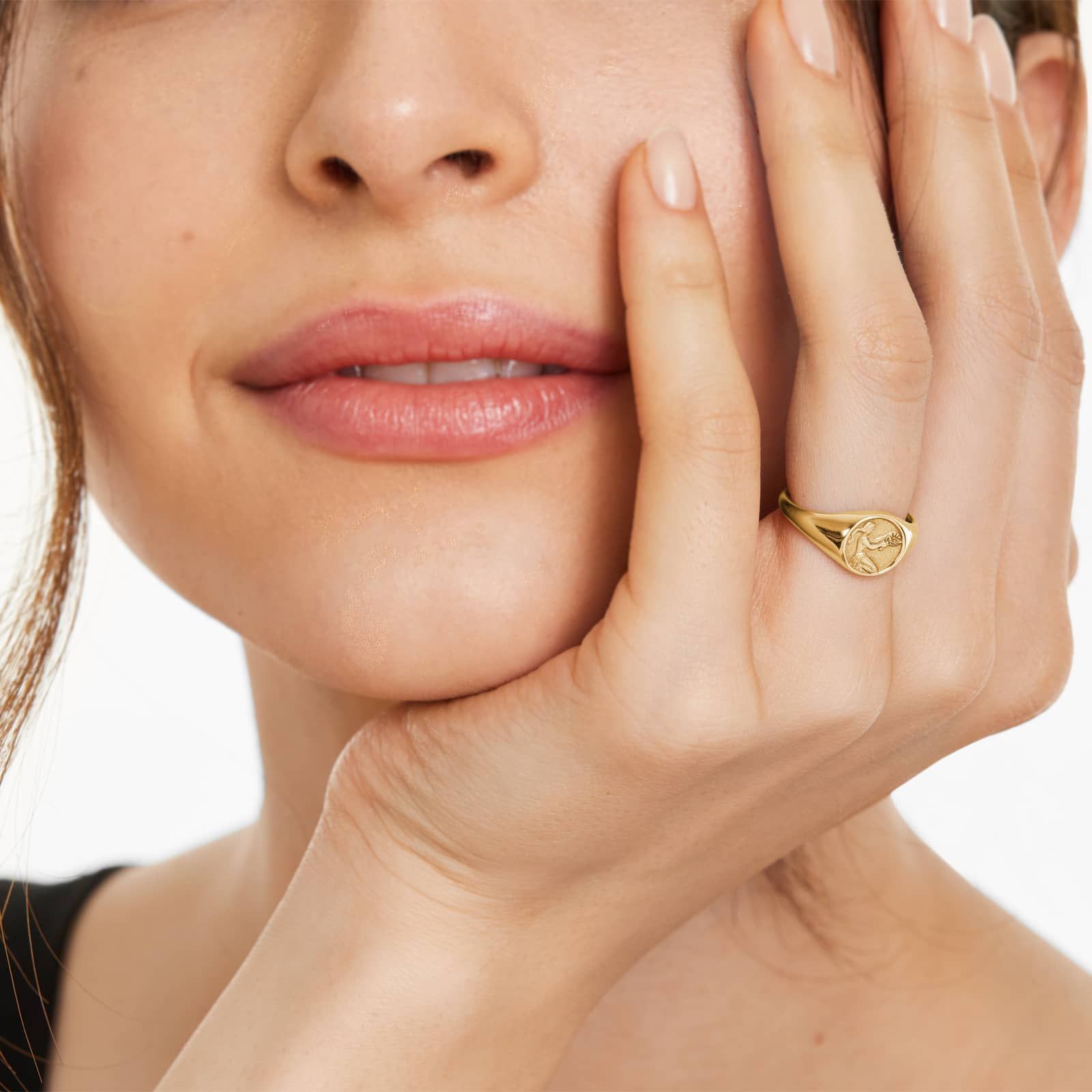 Virgo Zodiac Signet Ring In 14K Yellow Gold