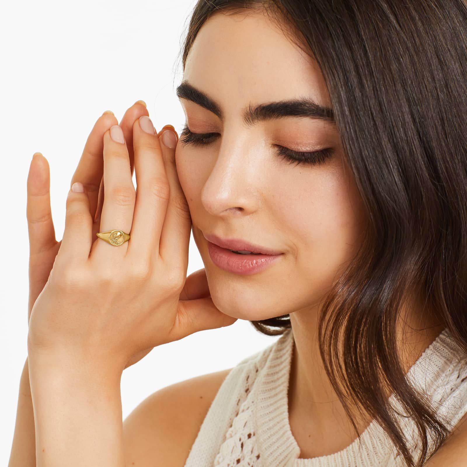 Aquarius Zodiac Signet Ring In 14K Yellow Gold