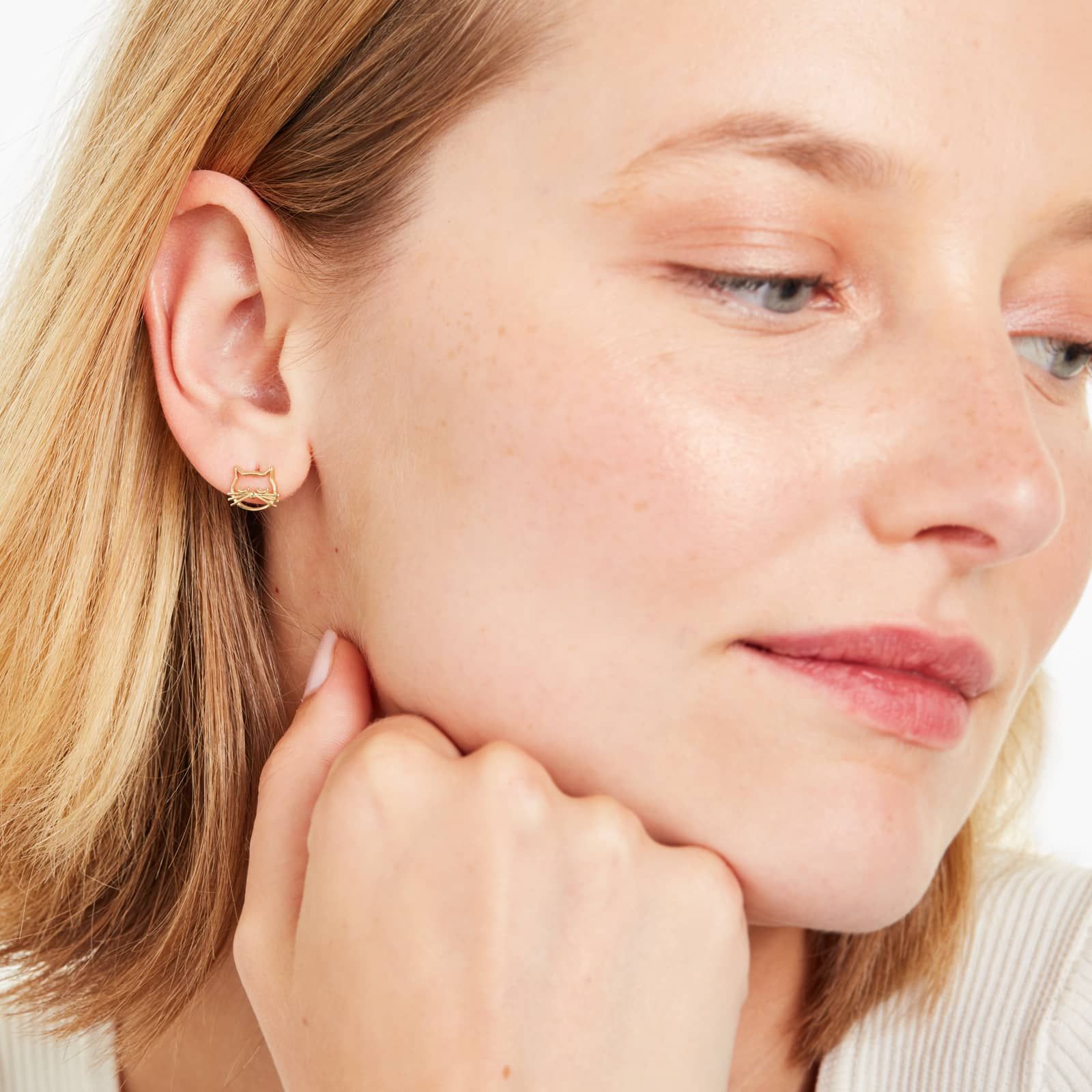 Kitty Cat Stud Earrings In 14K Yellow Gold