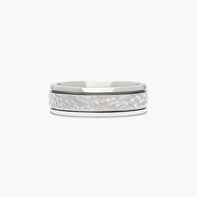 Comfort Fit Hammered Finish Men's Wedding Band In Titanium (7.00mm)