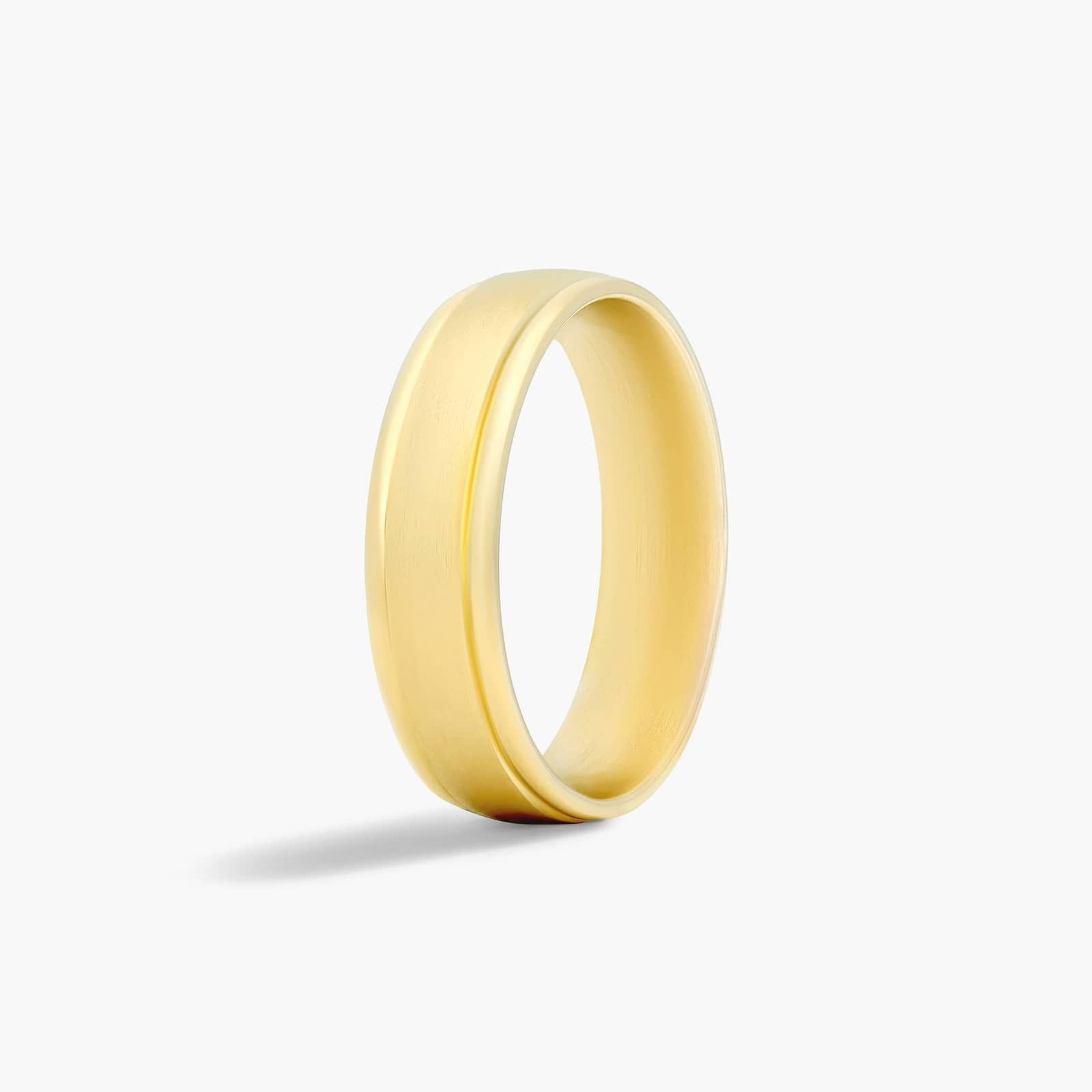 Comfort Fit Grooved Men's Wedding Band In 14K Yellow Gold (6.00mm)
