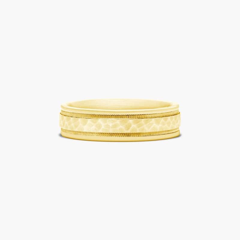 Comfort Fit Hammered Milgrain Men's Wedding Band In 18K Yellow Gold (6.00mm)