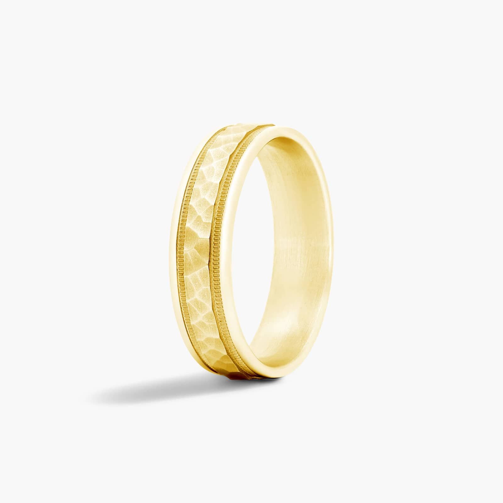 Comfort Fit Hammered Milgrain Men's Wedding Band In 14K Yellow Gold (6.00mm)