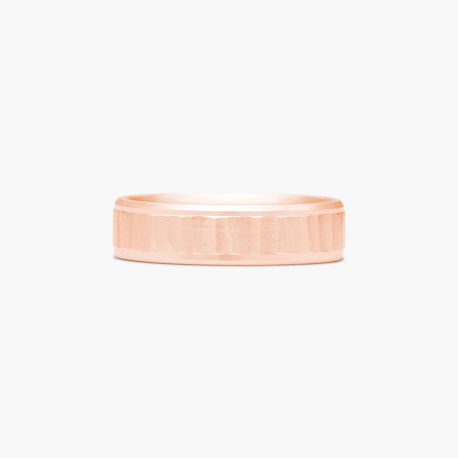 Comfort Fit Vertical Hammered Beveled Edge Men's Wedding Band In 14K Rose Gold (6.00mm)