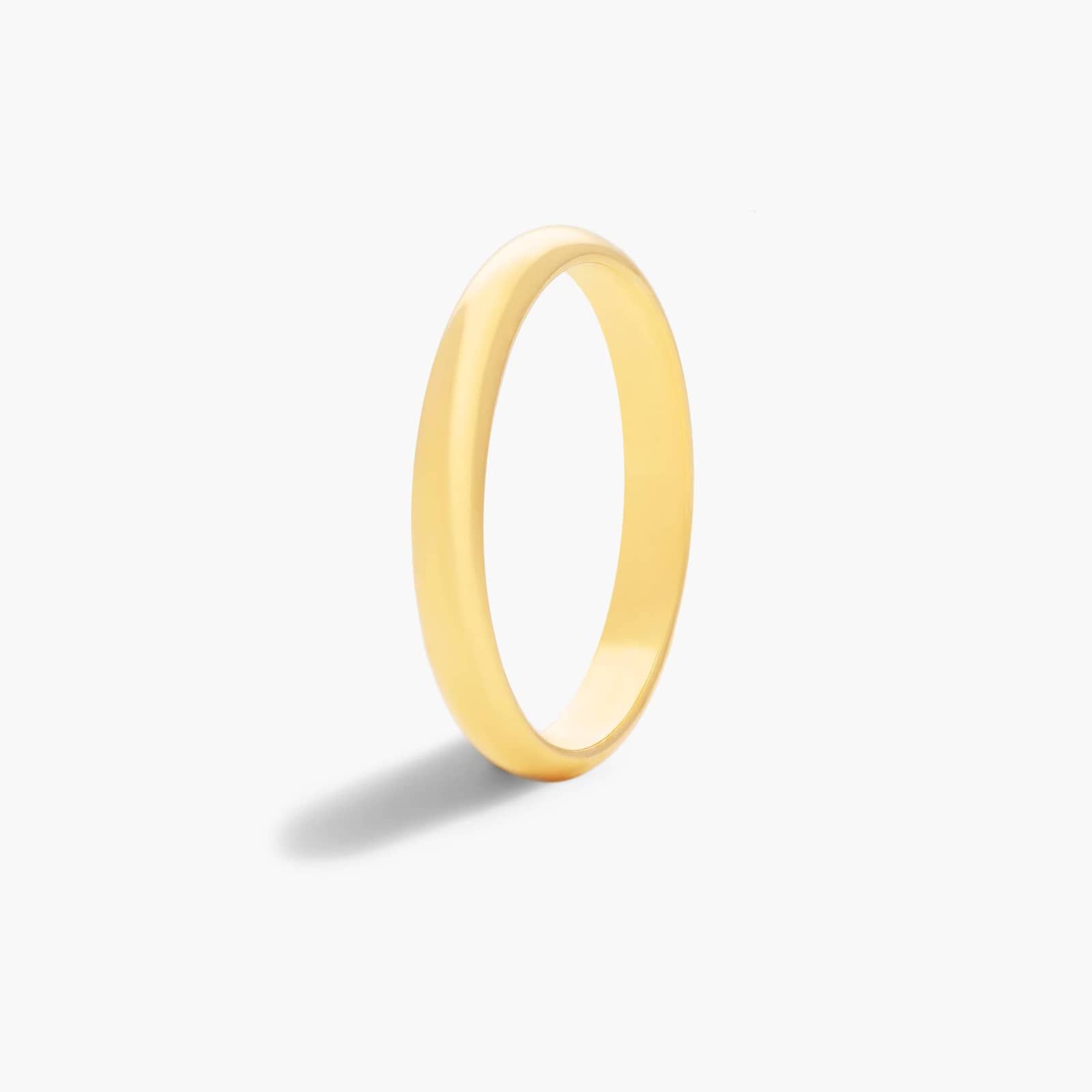 Traditional Slightly Curved Wedding Band In 14K Yellow Gold (2.50mm)