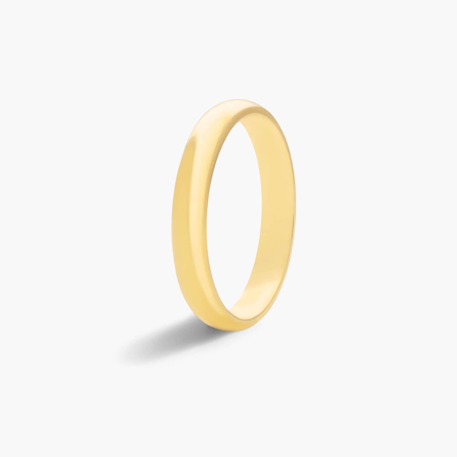 Traditional Slightly Curved Wedding Band In 14K Yellow Gold (3.00mm)
