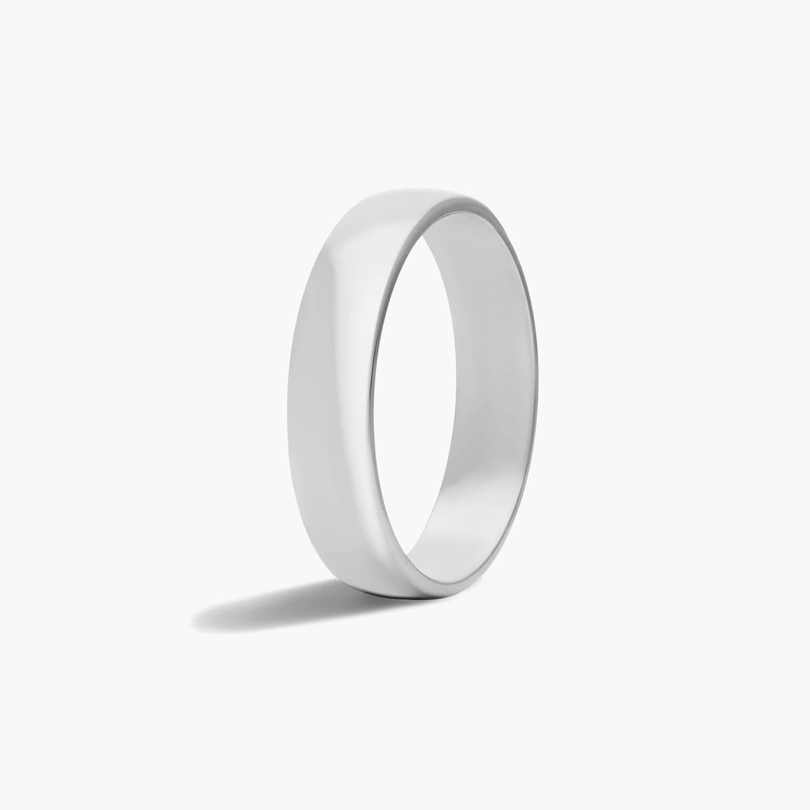 Traditional Slightly Curved Wedding Band In Platinum (5.00mm)