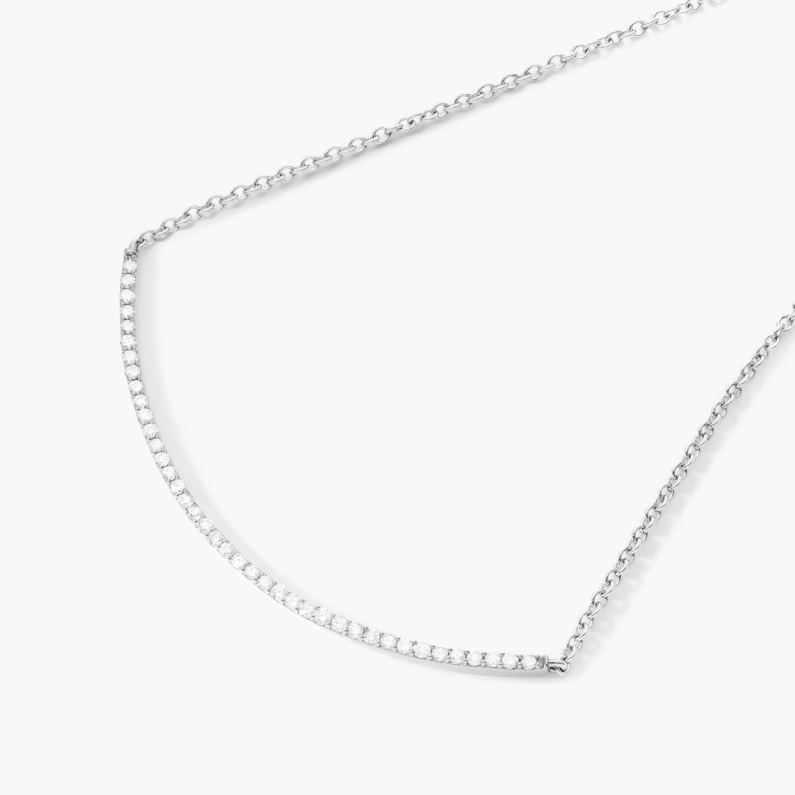 Curving Diamond Bar Necklace In 14K White Gold