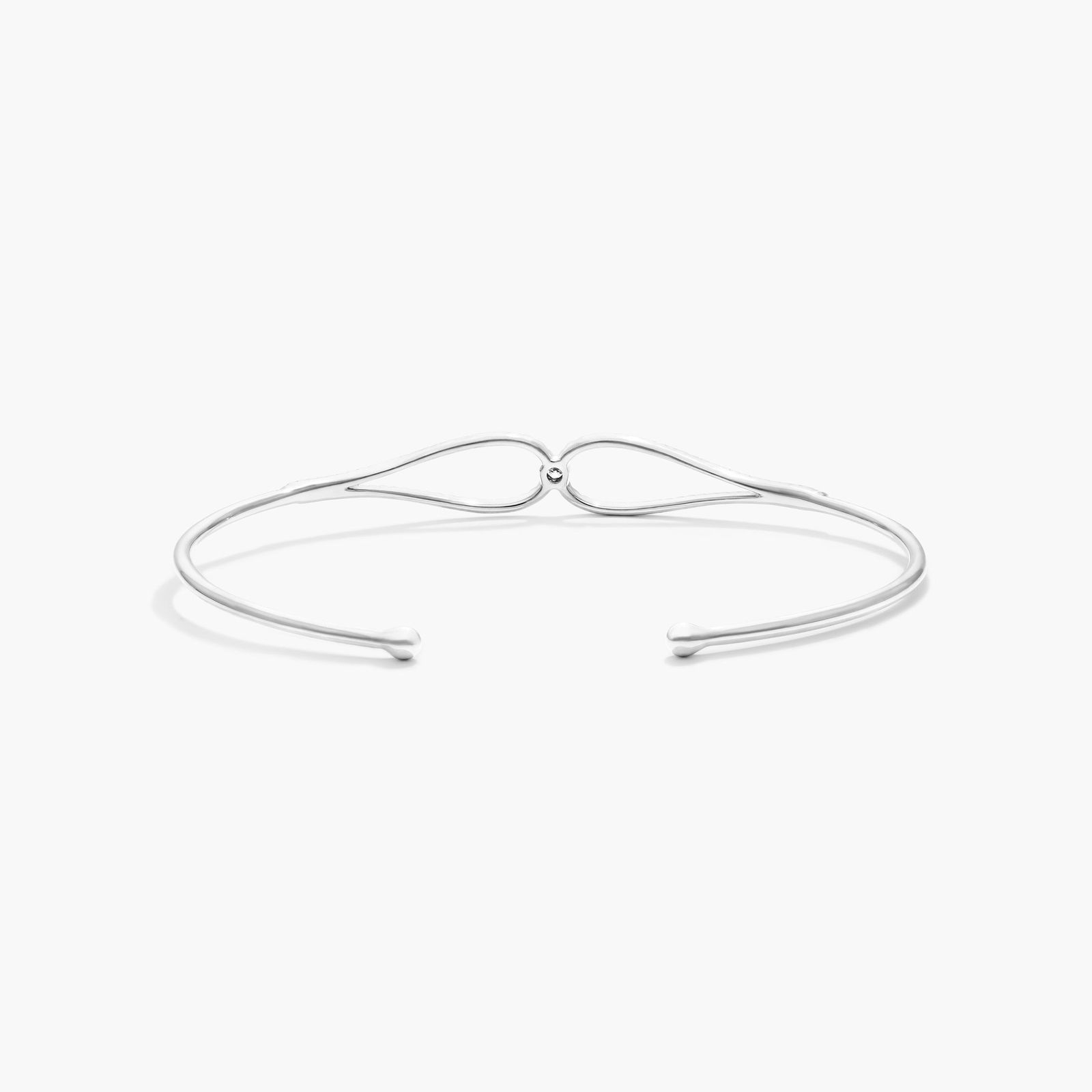 Teardrop Shape Diamond Bracelet In 14K White Gold