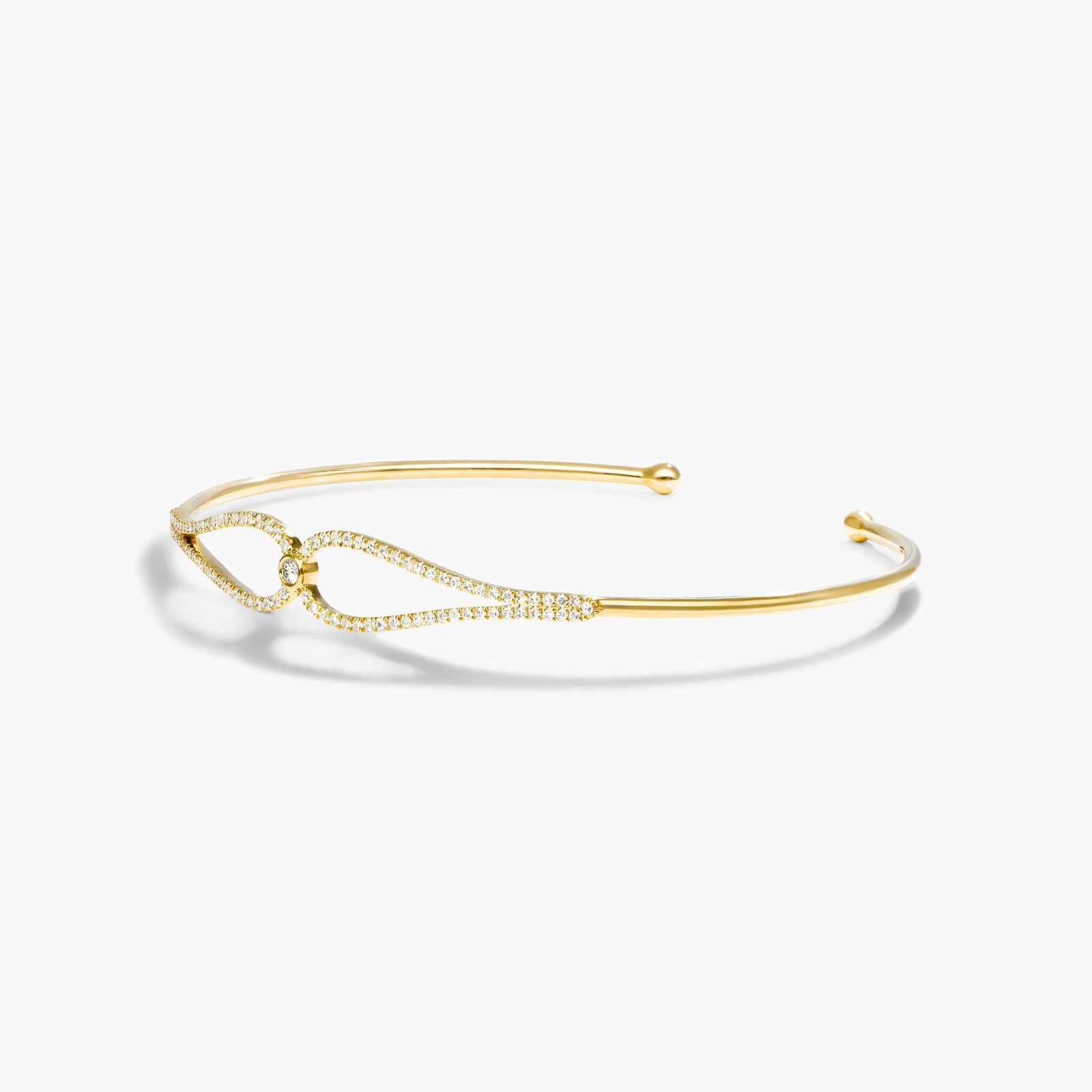 Teardrop Shape Diamond Bracelet In 14K Yellow Gold