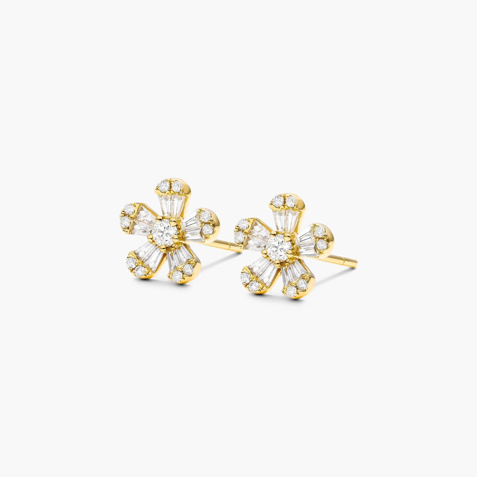 Flower Diamond Earrings With Baguette Cut And Round Diamonds In 14K Yellow Gold