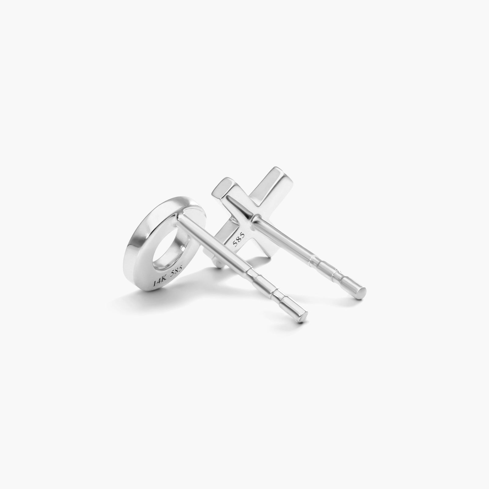XO Diamond Stud Earrings In 14K White Gold