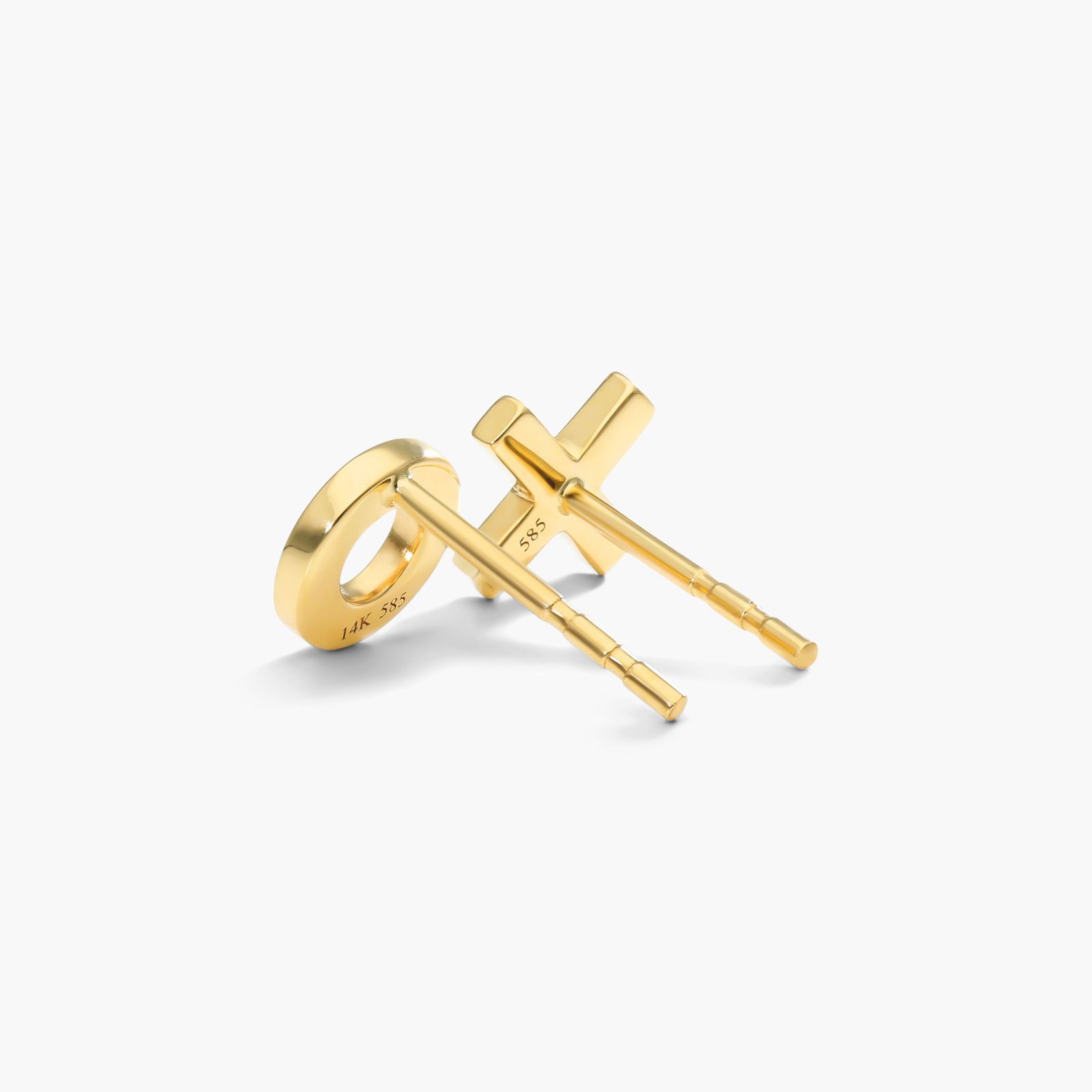 XO Diamond Stud Earrings In 14K Yellow Gold