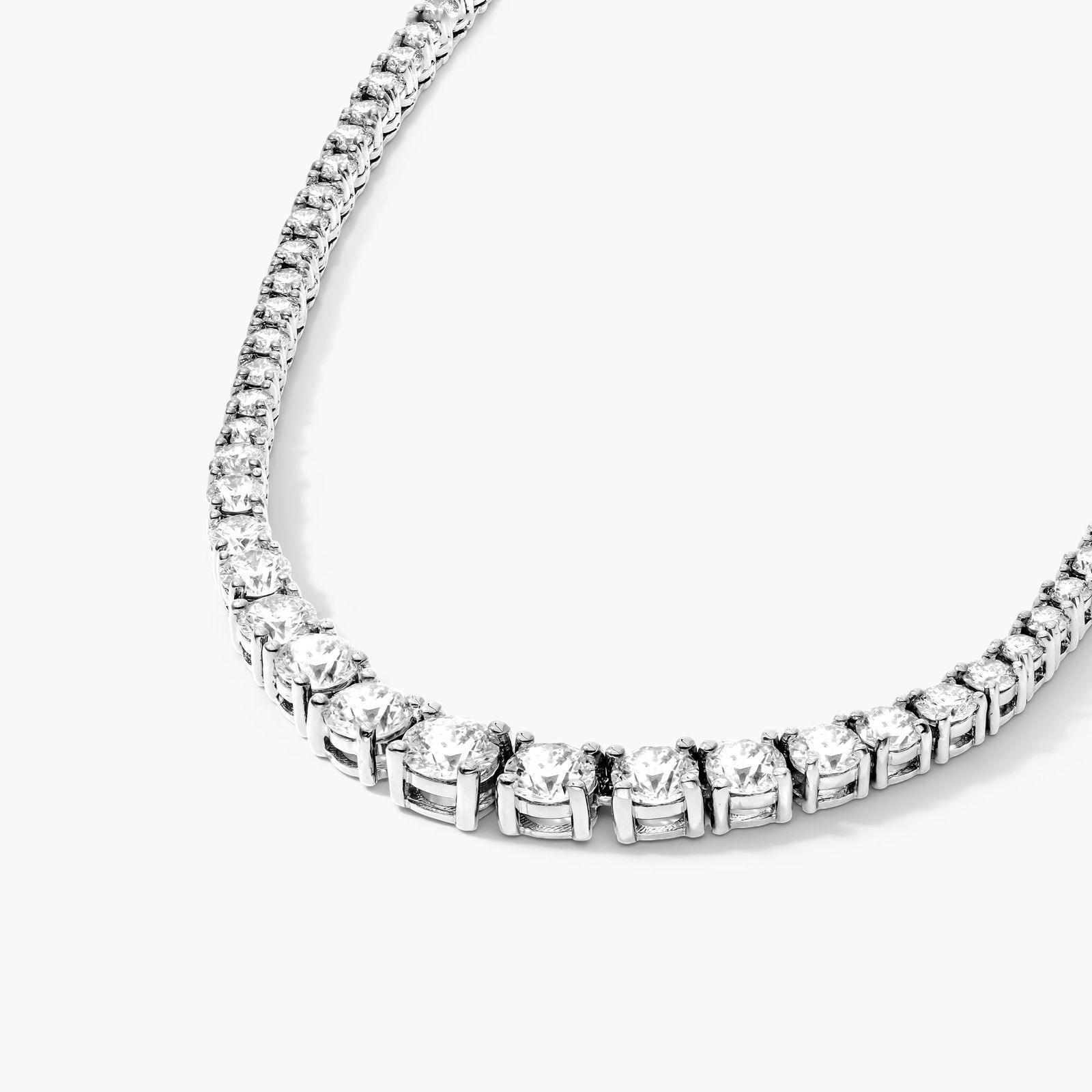 14K White Gold Riviera Tennis Necklace (7.00 CTW)