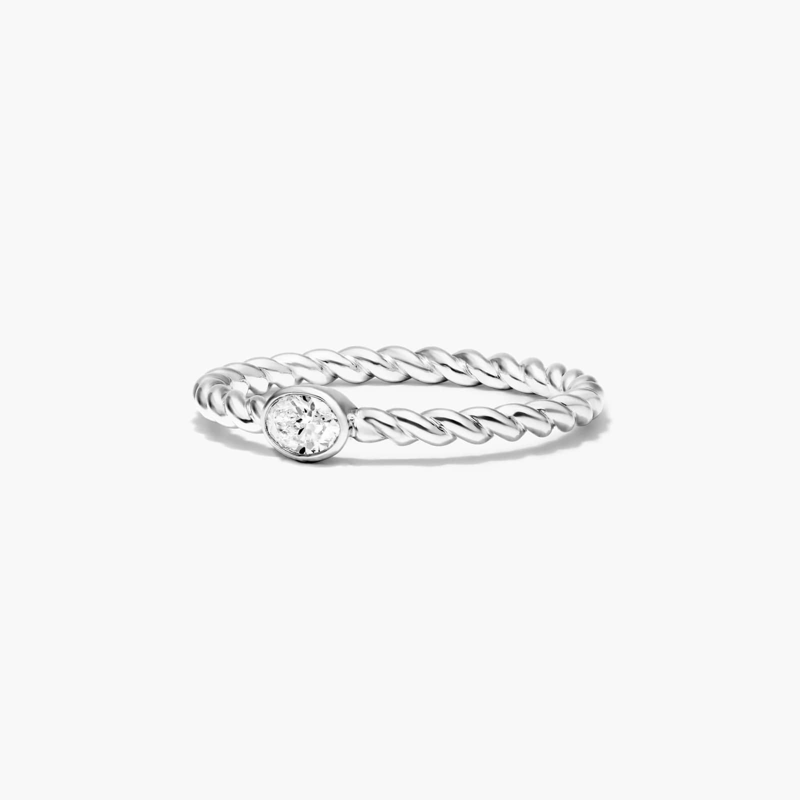Oval Cut Diamond Solitaire Cable Ring In 14K White Gold
